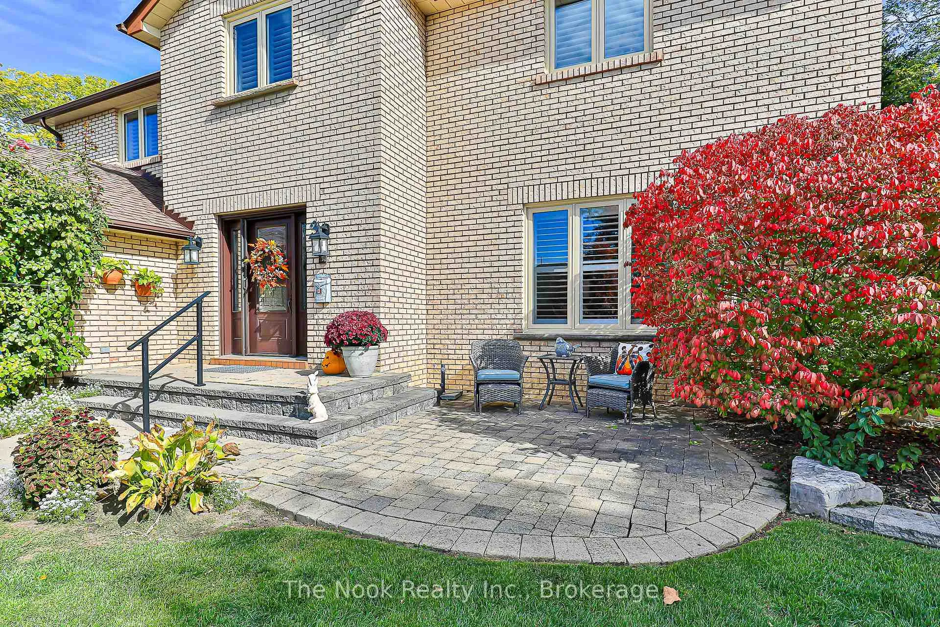 Photo 38 of 3 King Arthur's Court, Markham, Markham Village — HOMEH