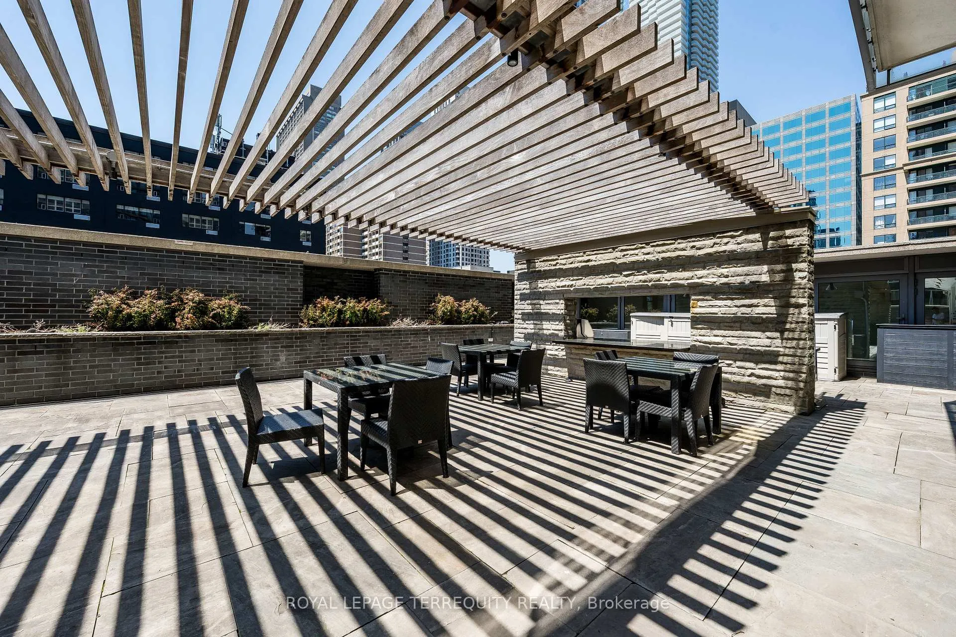 Photo 22 of Unit 4008, 33 Charles Street E, Toronto, Church-Yonge Corridor — HOMEH