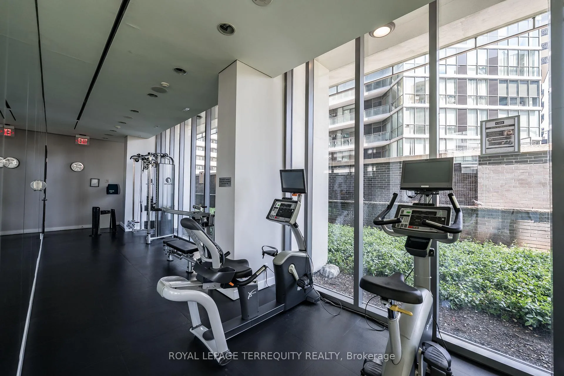 Photo 27 of Unit 4008, 33 Charles Street E, Toronto, Church-Yonge Corridor — HOMEH