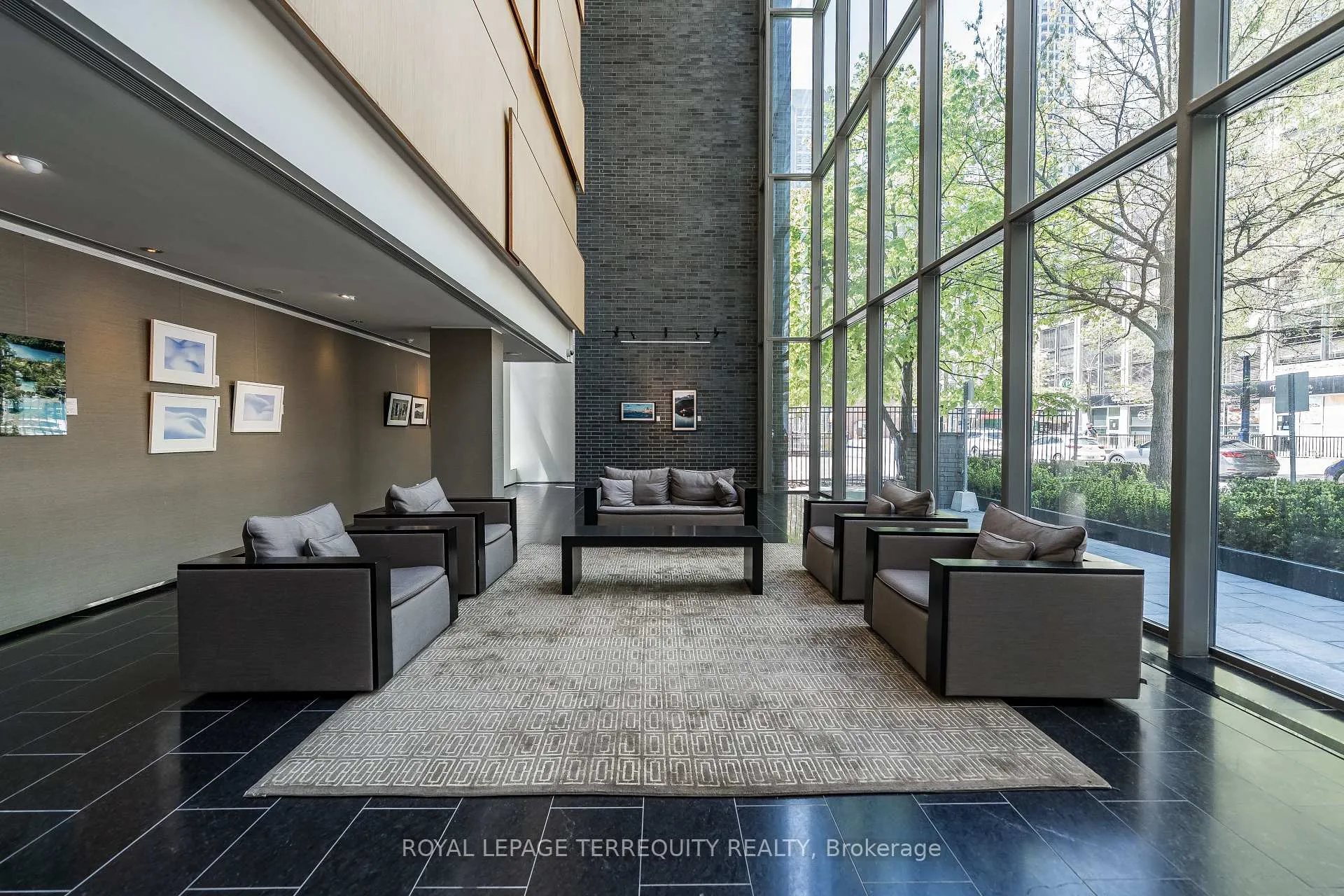 Photo 29 of Unit 4008, 33 Charles Street E, Toronto, Church-Yonge Corridor — HOMEH