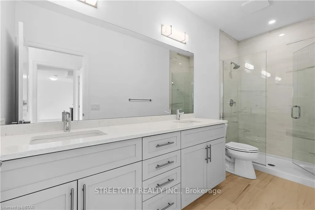 Photo 18 of Unit 915, 480 Callaway Road, London, North R — HOMEH