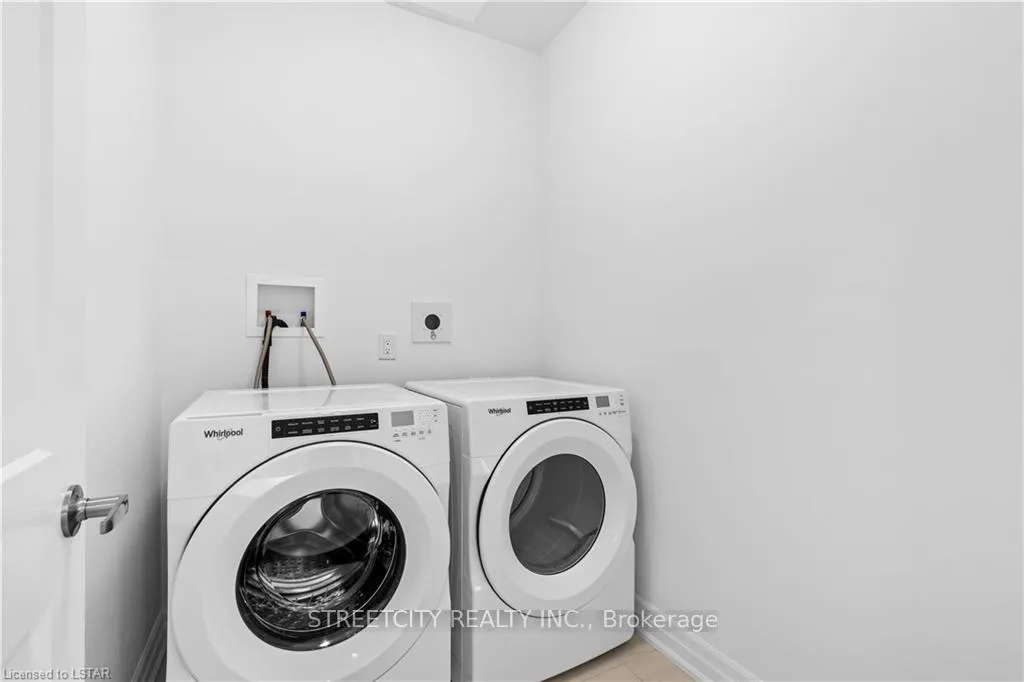 Photo 27 of Unit 915, 480 Callaway Road, London, North R — HOMEH