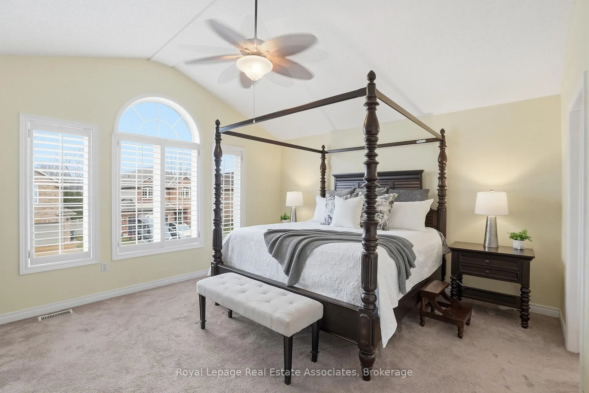 Photo 24 of 486 Delaney Court, Burlington, Shoreacres — HOMEH