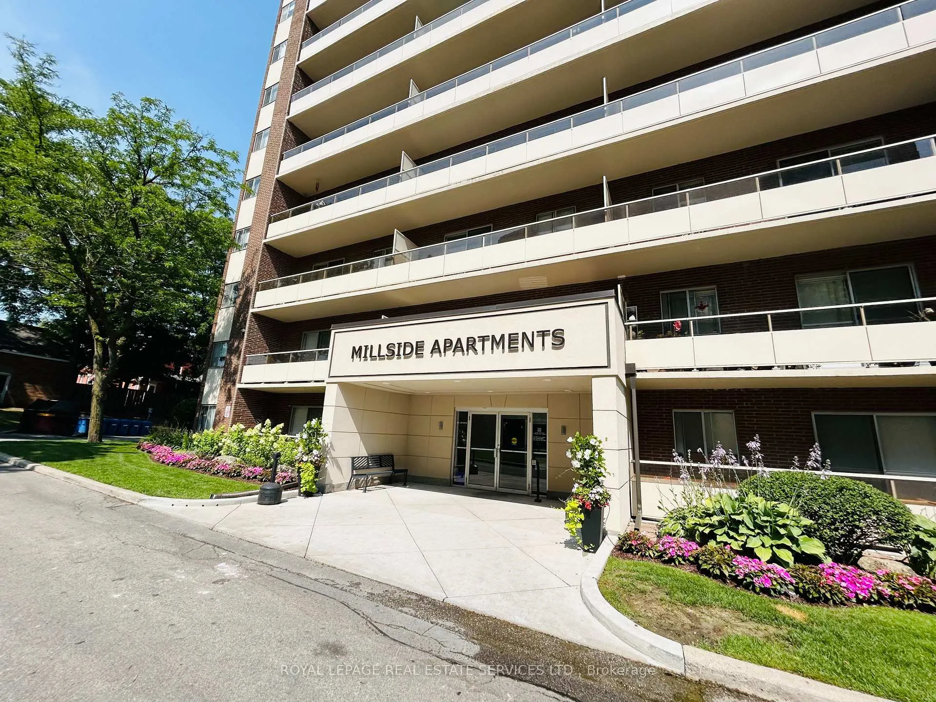 Photo 2 of Unit 408, 101 Millside Drive, Milton, Old Milton — HOMEH