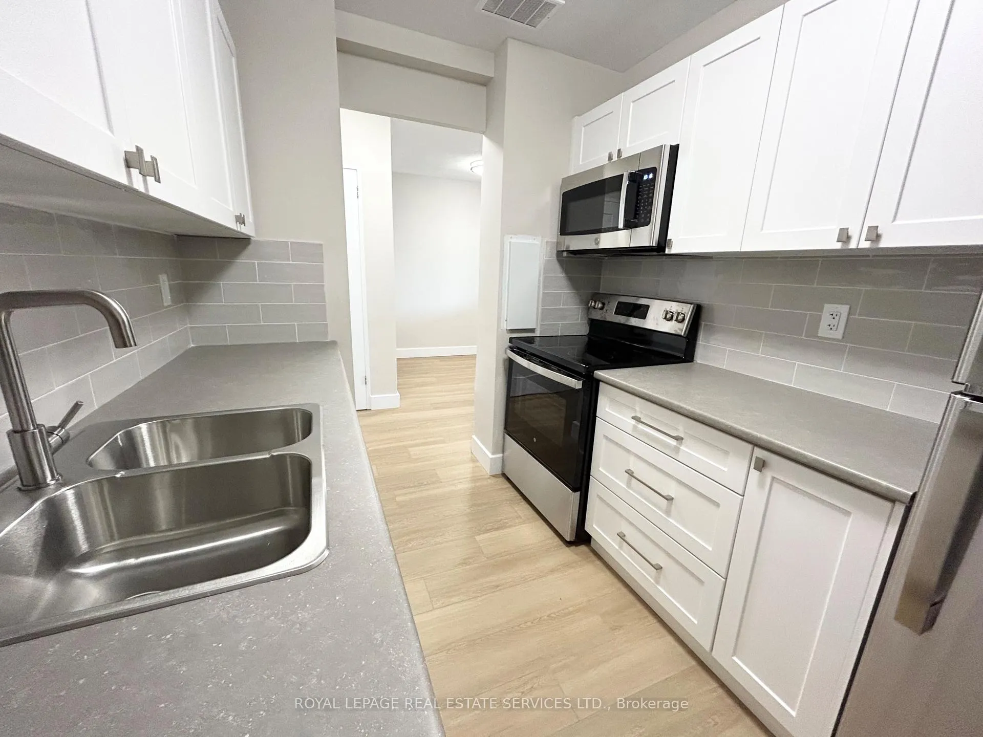 Photo 8 of Unit 408, 101 Millside Drive, Milton, Old Milton — HOMEH