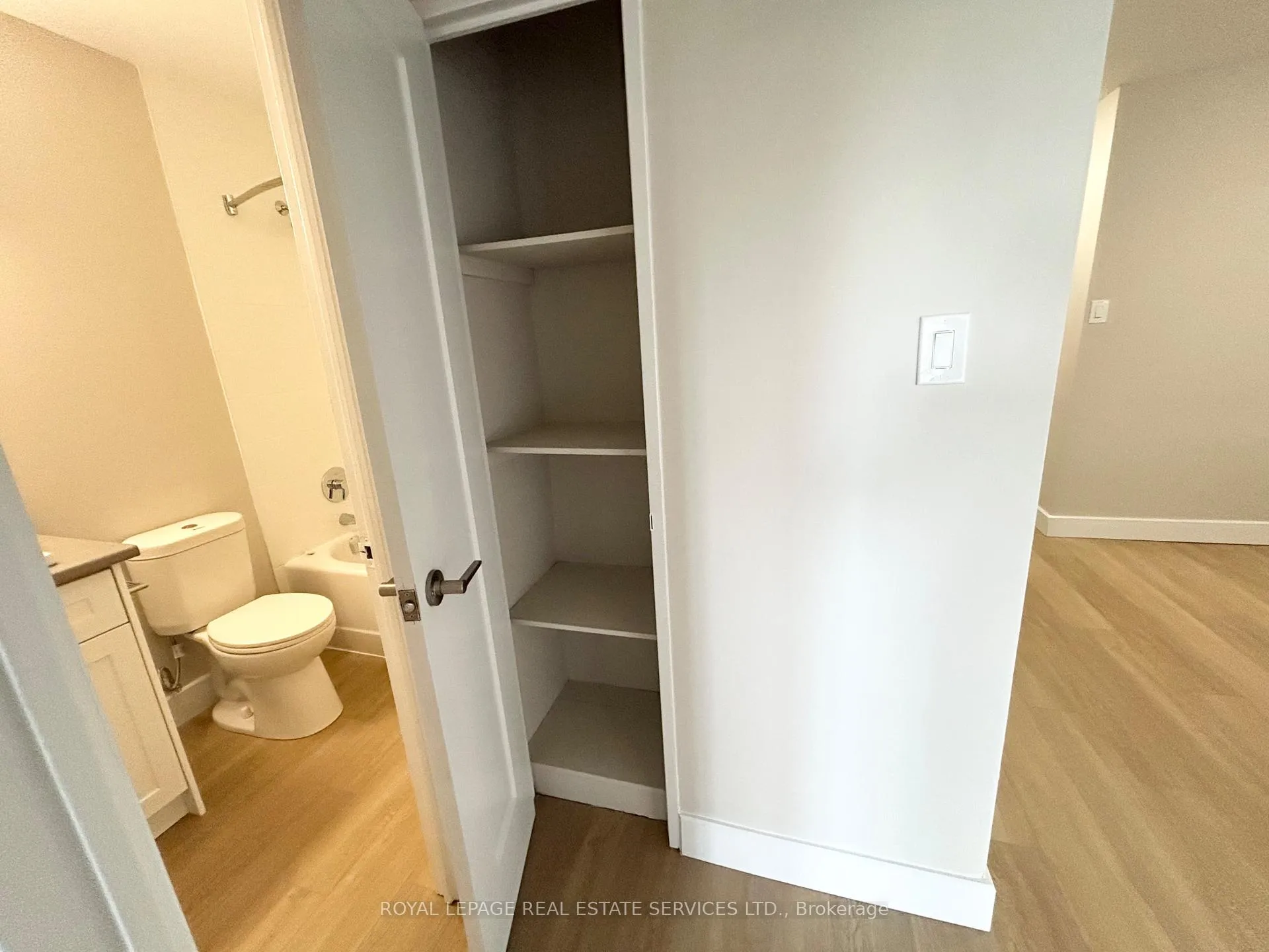 Photo 15 of Unit 408, 101 Millside Drive, Milton, Old Milton — HOMEH