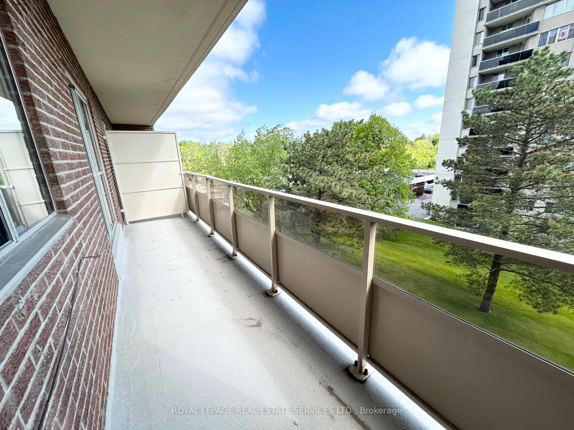Photo 17 of Unit 408, 101 Millside Drive, Milton, Old Milton — HOMEH
