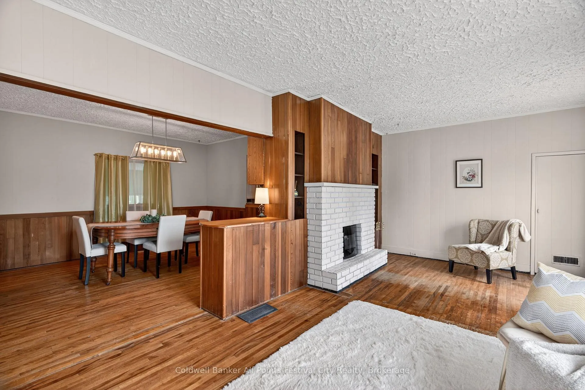 Photo 8 of 484 Bob Street, Huron-Kinloss, Lucknow — HOMEH