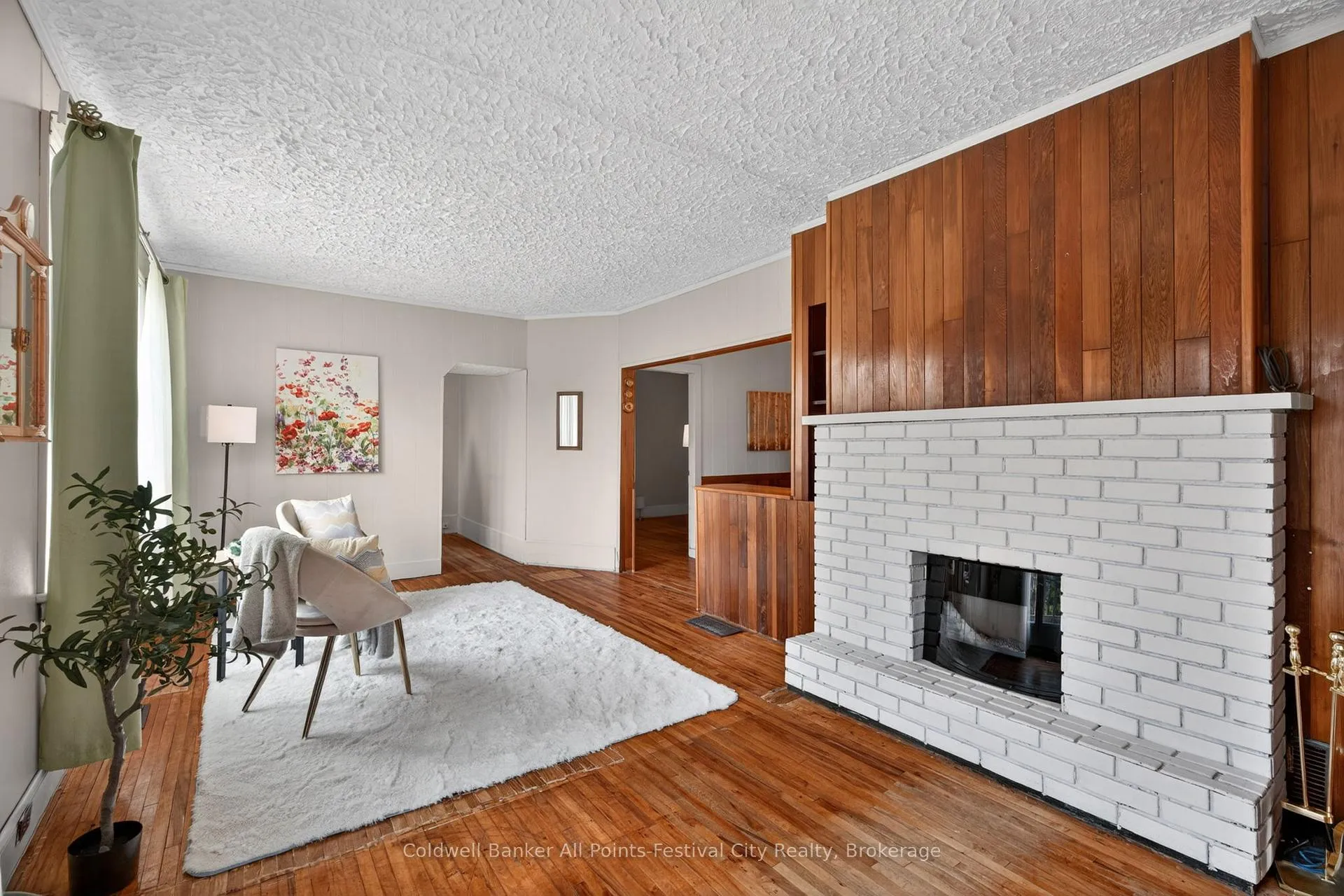 Photo 10 of 484 Bob Street, Huron-Kinloss, Lucknow — HOMEH