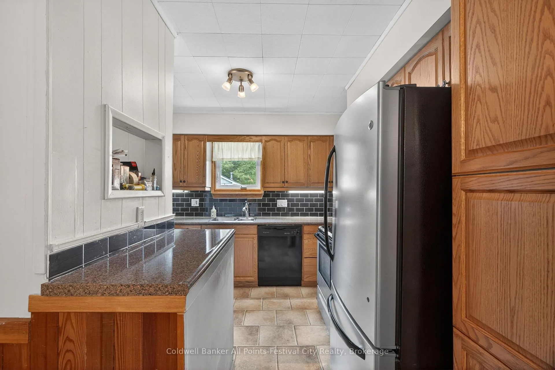 Photo 15 of 484 Bob Street, Huron-Kinloss, Lucknow — HOMEH