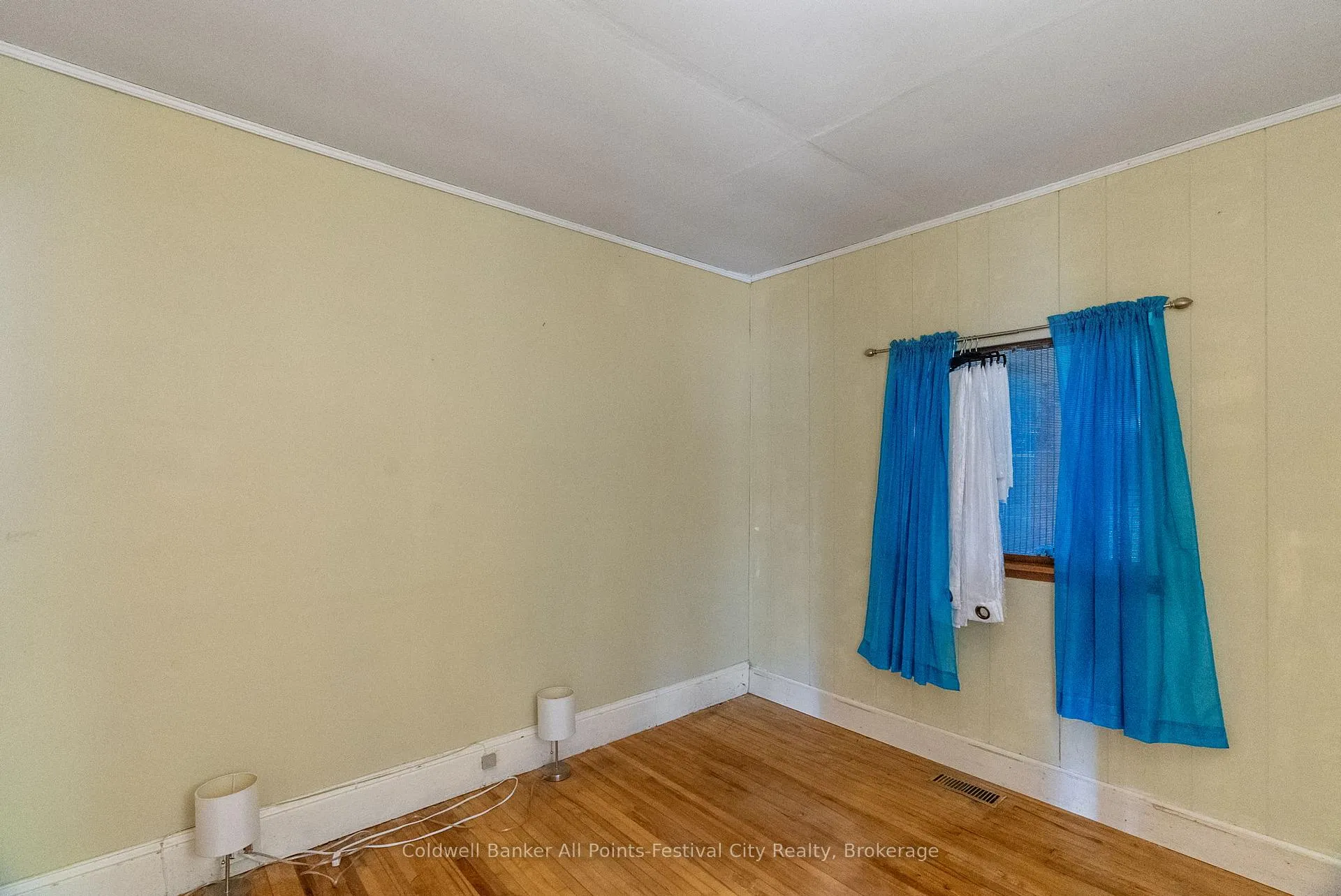 Photo 19 of 484 Bob Street, Huron-Kinloss, Lucknow — HOMEH
