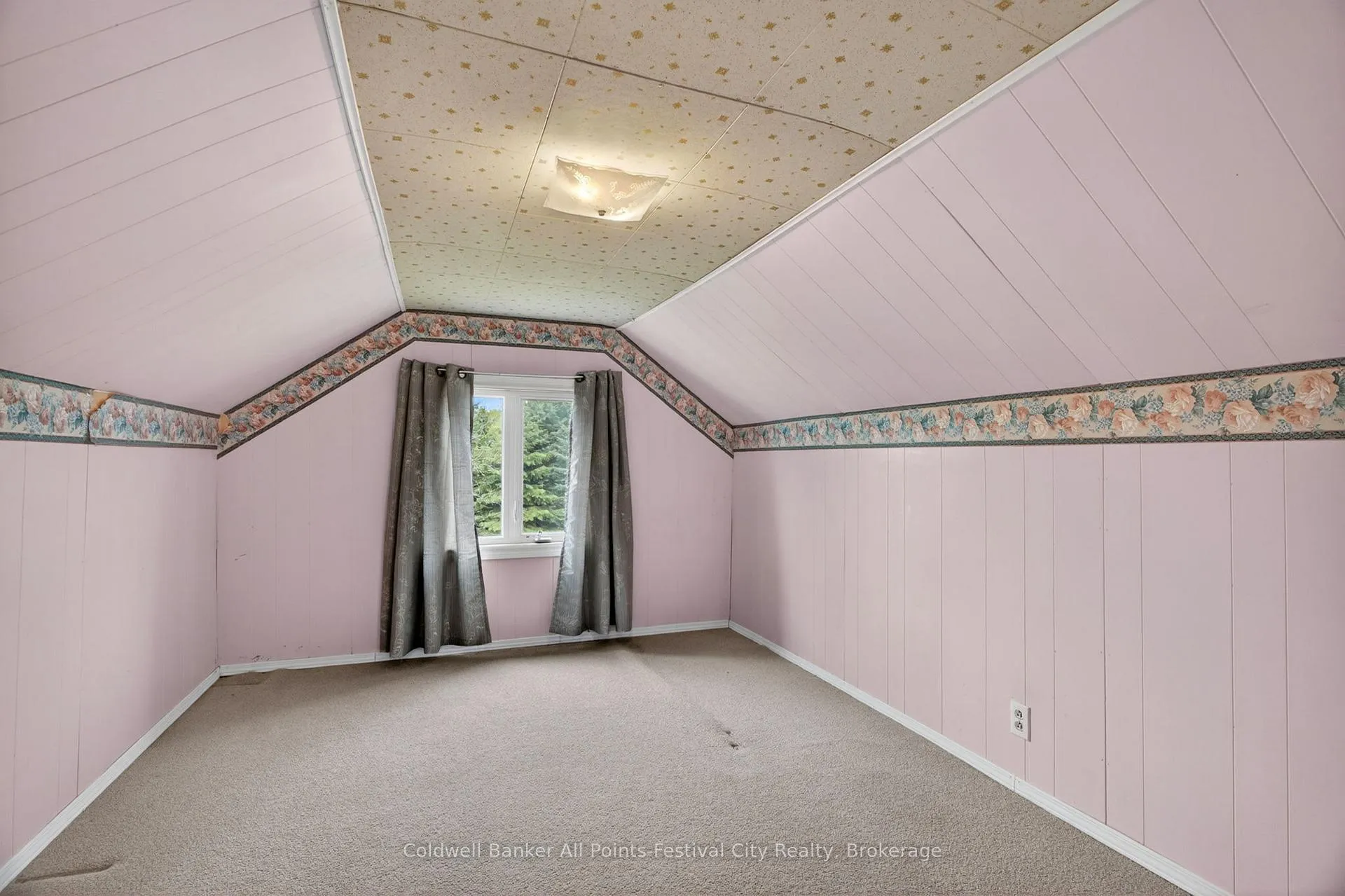 Photo 30 of 484 Bob Street, Huron-Kinloss, Lucknow — HOMEH