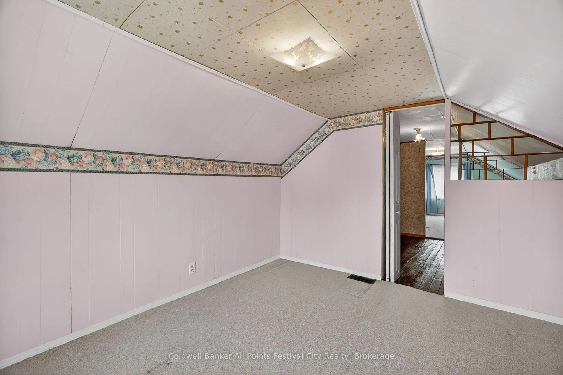 Photo 31 of 484 Bob Street, Huron-Kinloss, Lucknow — HOMEH