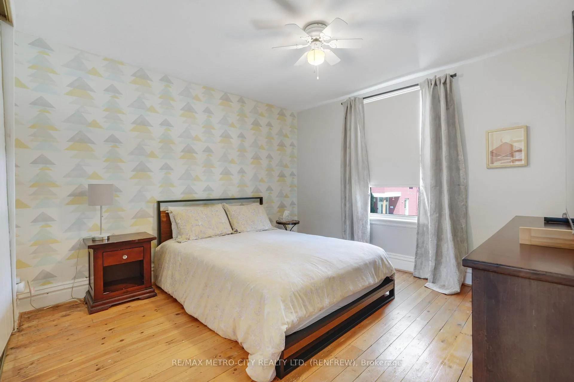 Photo 27 of 200 Ross Street, Renfrew — HOMEH