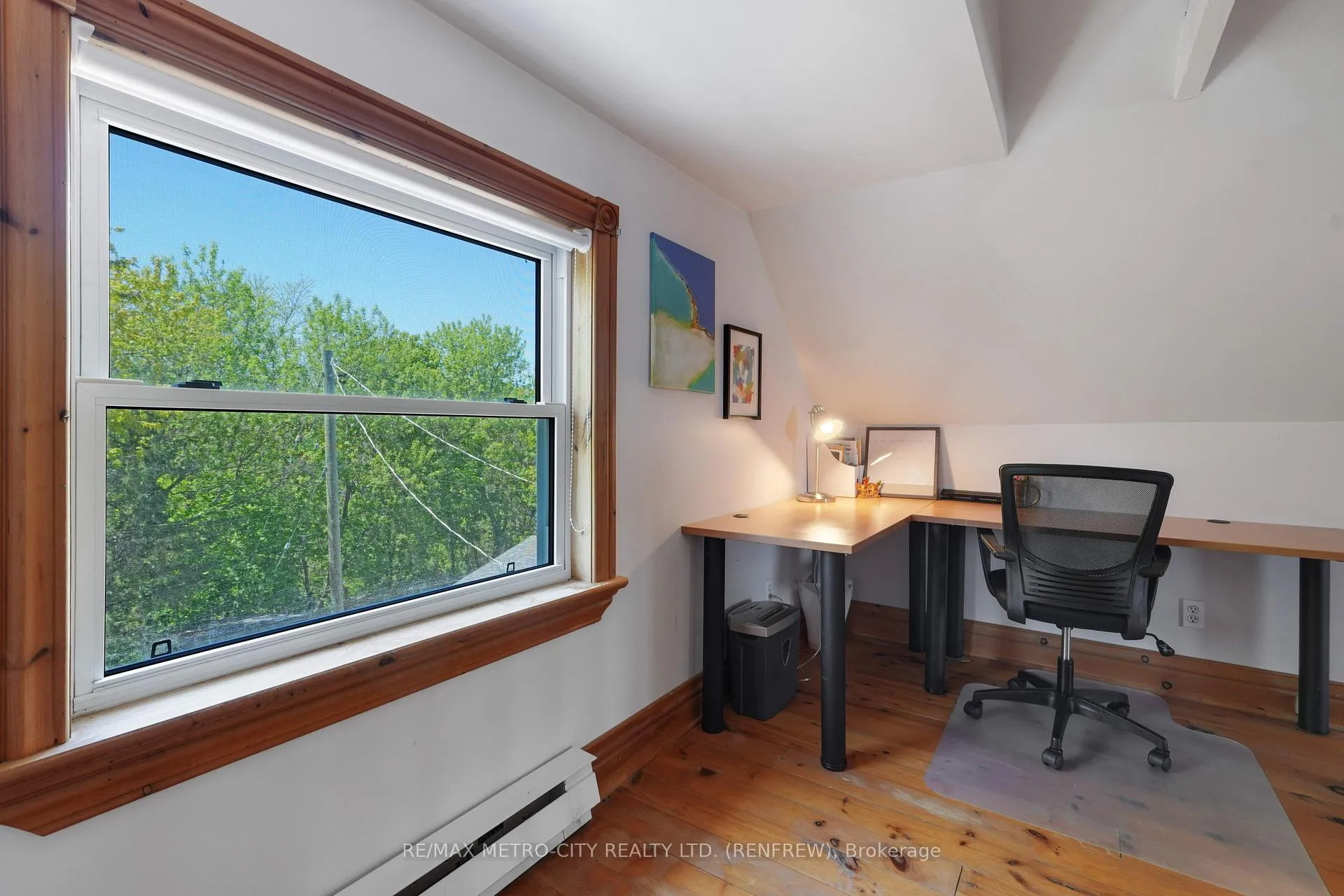 Photo 31 of 200 Ross Street, Renfrew — HOMEH