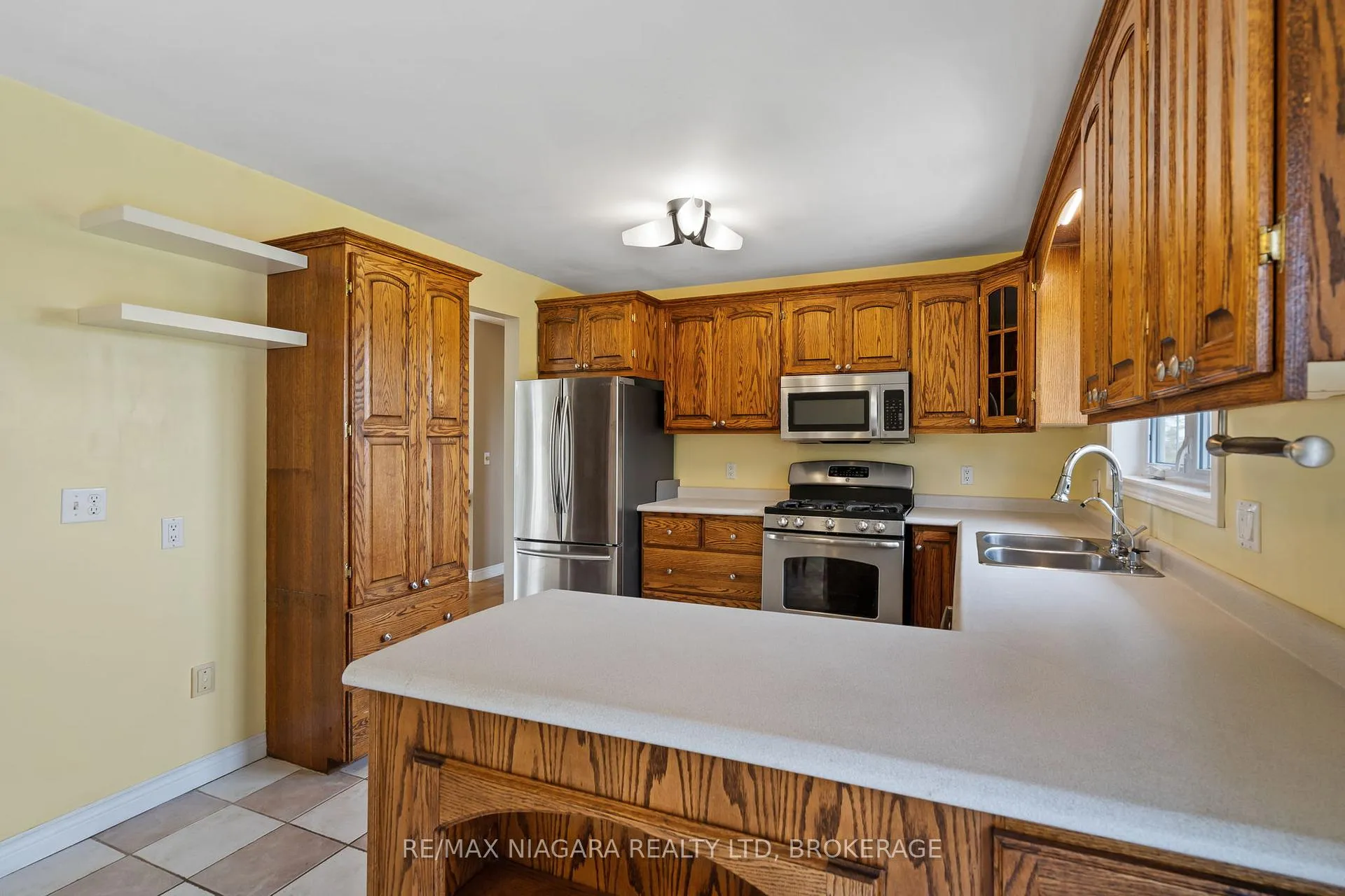 Photo 14 of 11660 Belleview Beach Road, Wainfleet, Lakeshore — HOMEH