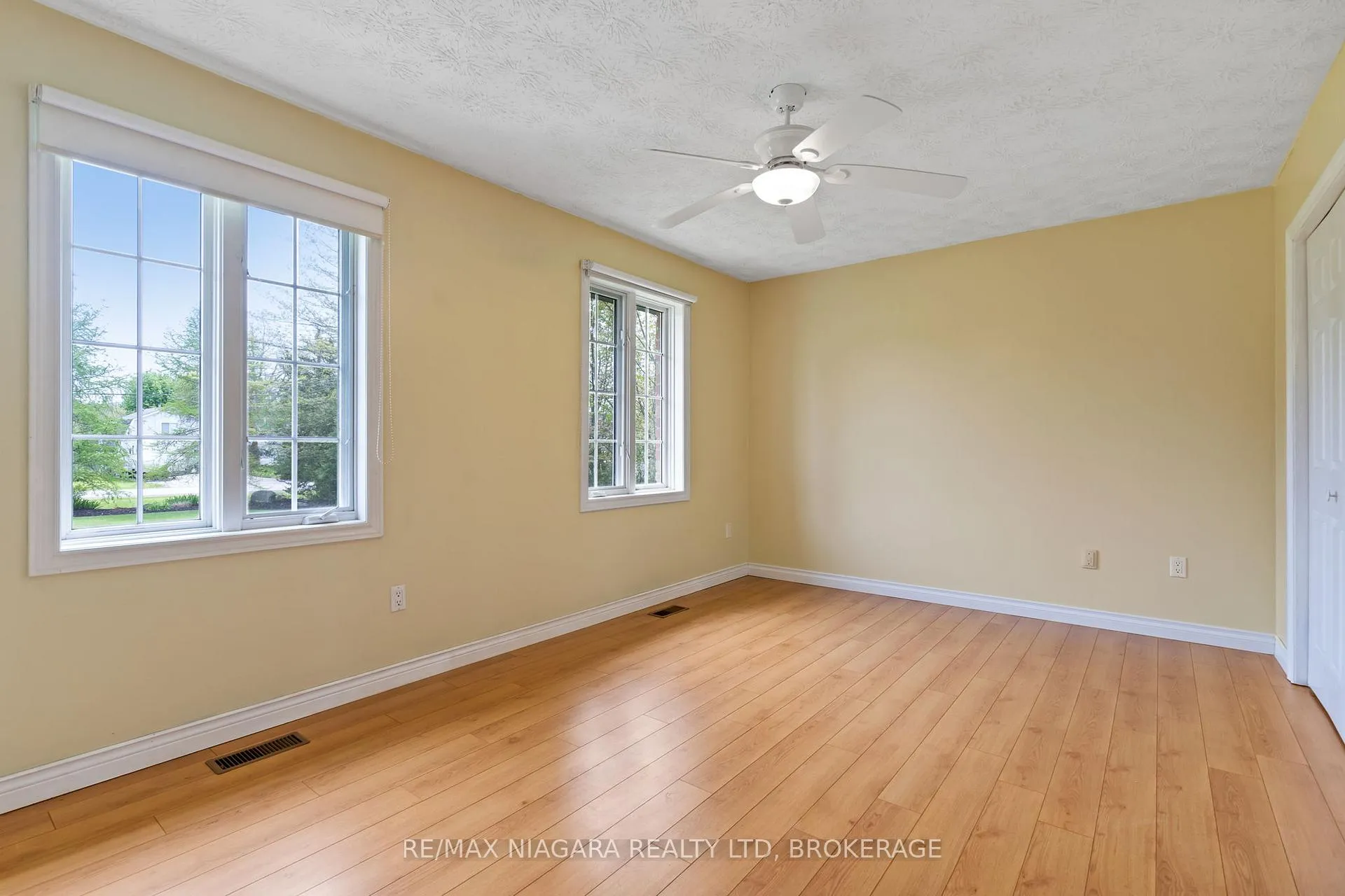 Photo 17 of 11660 Belleview Beach Road, Wainfleet, Lakeshore — HOMEH