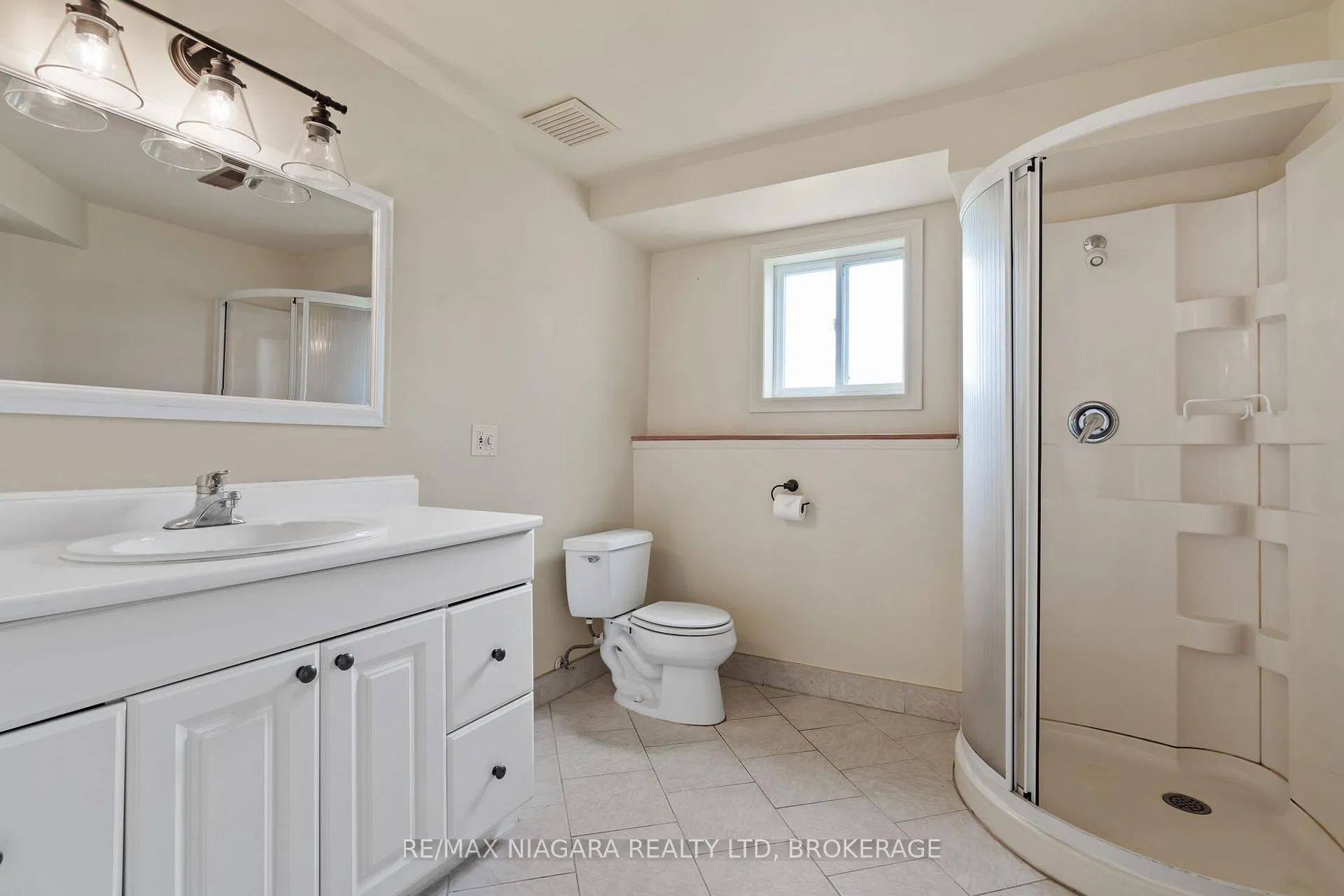 Photo 22 of 11660 Belleview Beach Road, Wainfleet, Lakeshore — HOMEH