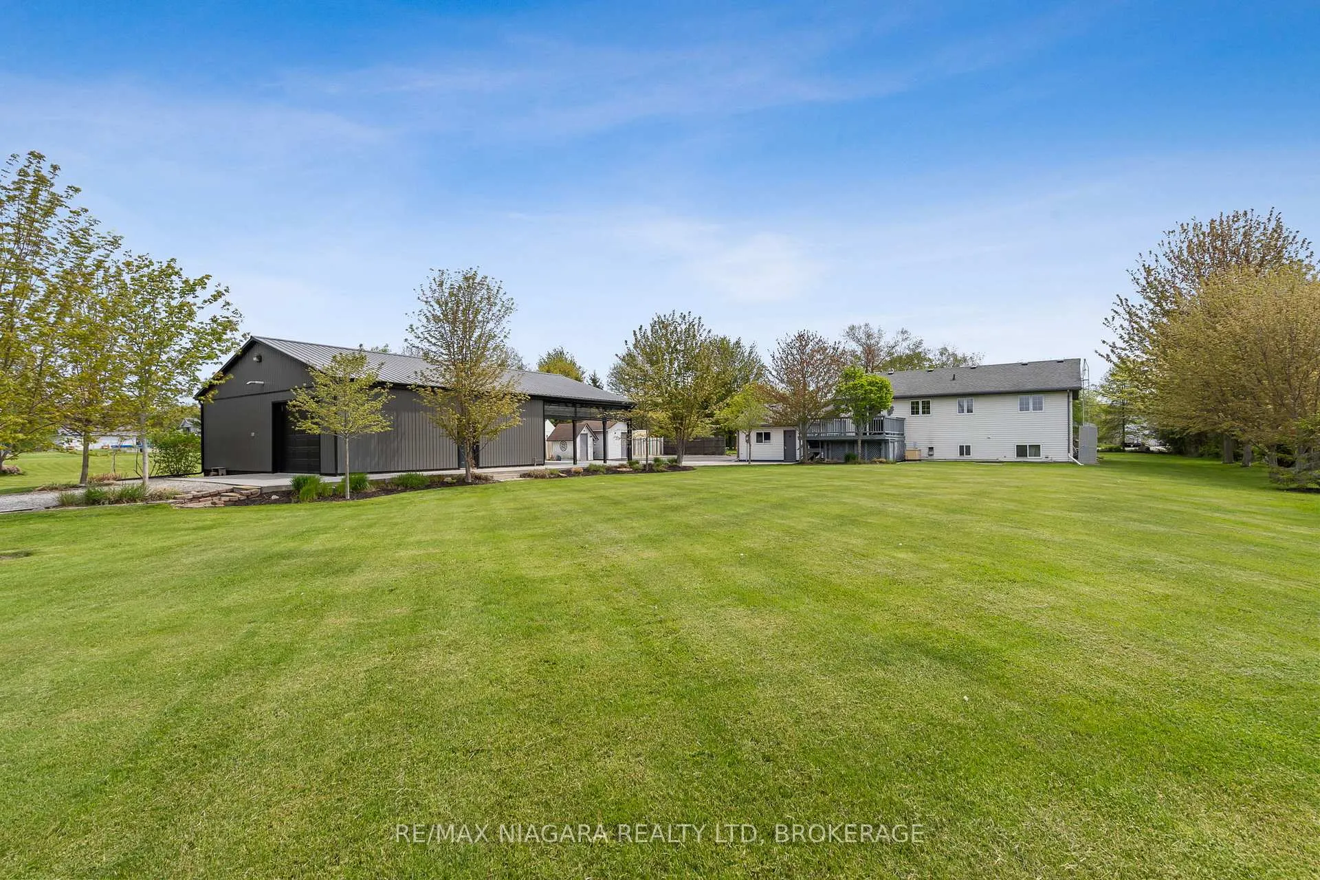 Photo 37 of 11660 Belleview Beach Road, Wainfleet, Lakeshore — HOMEH