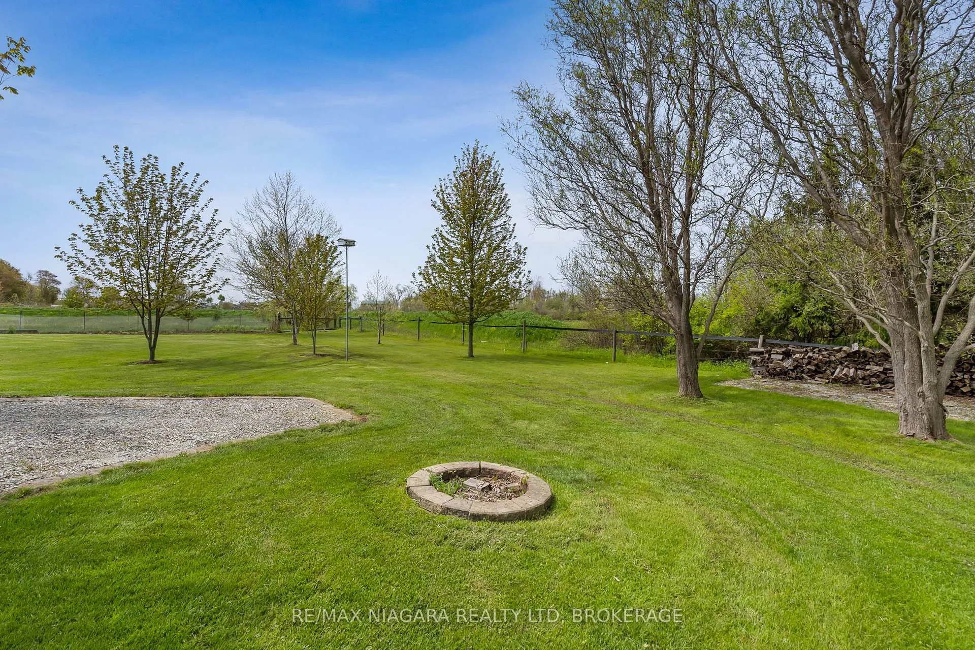 Photo 39 of 11660 Belleview Beach Road, Wainfleet, Lakeshore — HOMEH