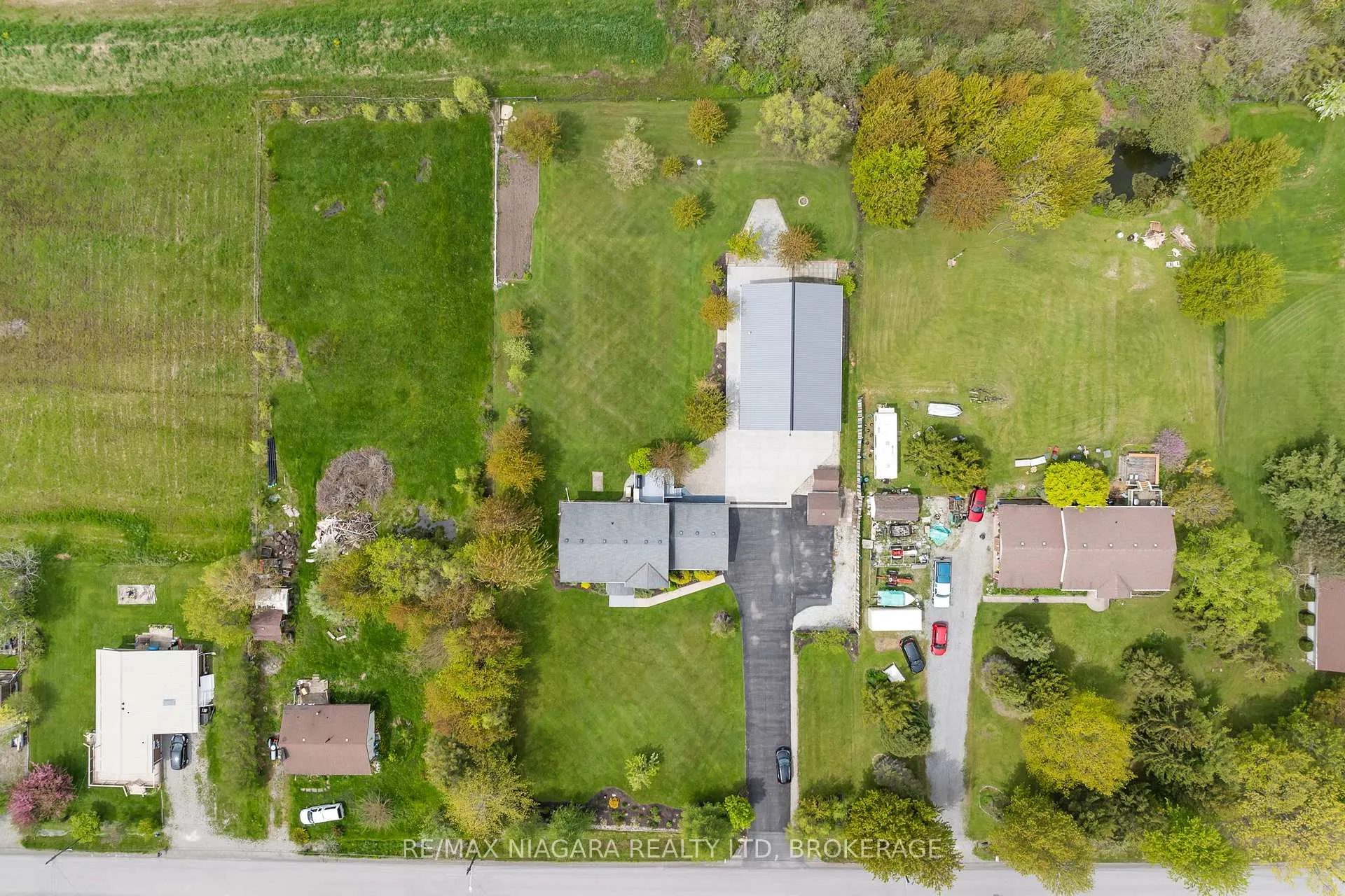 Photo 40 of 11660 Belleview Beach Road, Wainfleet, Lakeshore — HOMEH