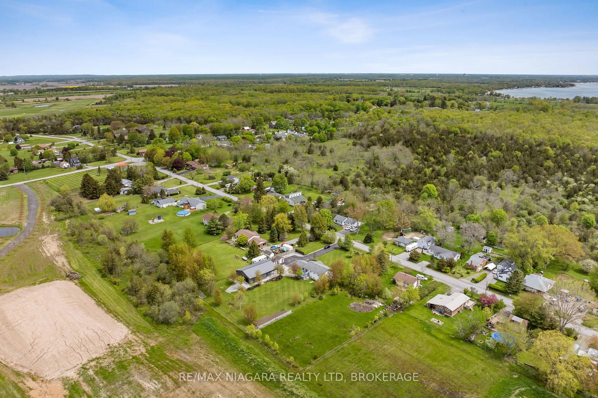 Photo 46 of 11660 Belleview Beach Road, Wainfleet, Lakeshore — HOMEH