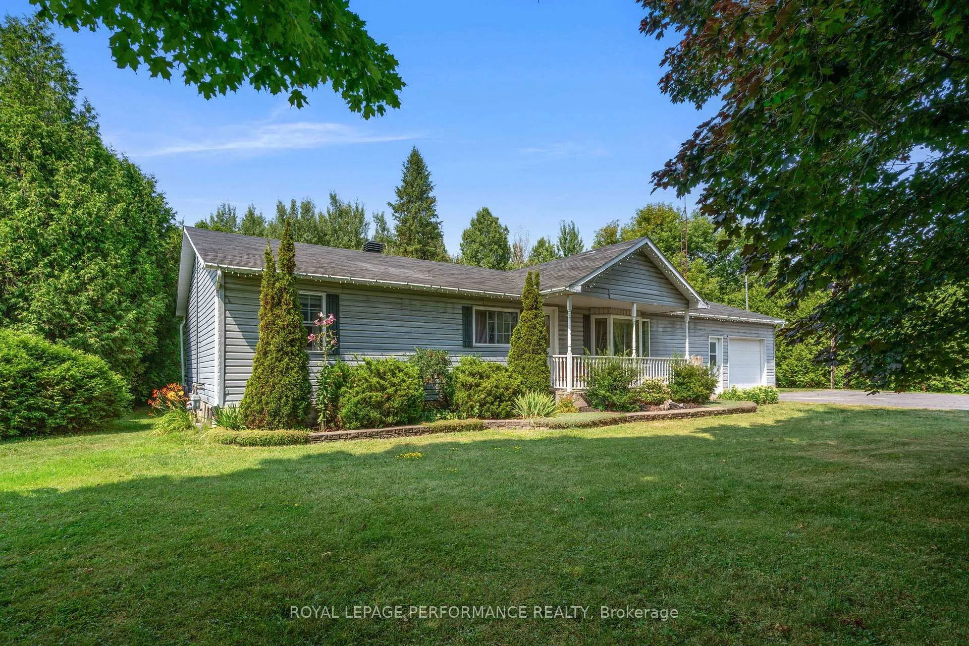 Photo 1 of 20273 Kenyon Concession 5 Rd, North Glengarry, North Glengarry (Kenyon) Twp — HOMEH