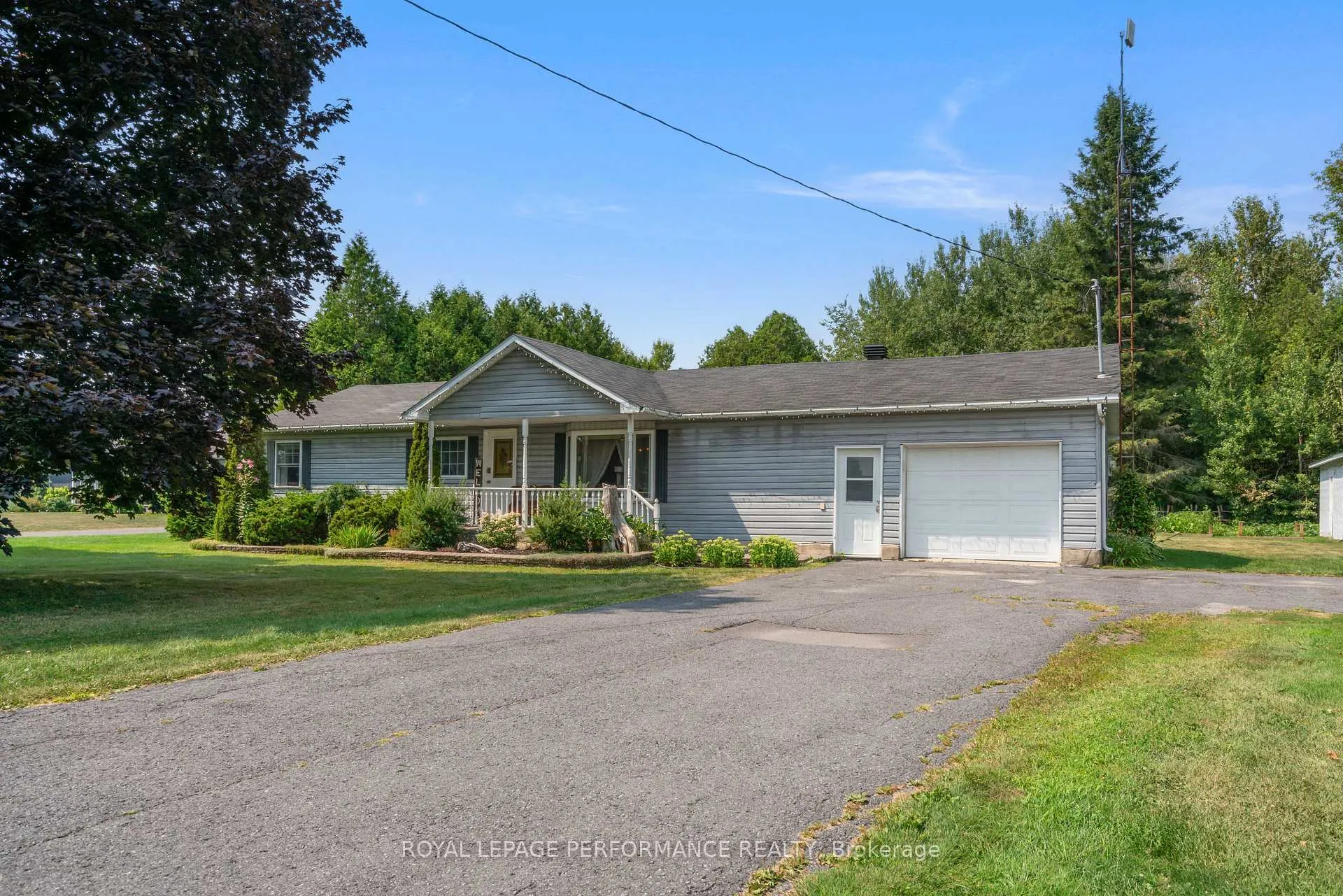 Photo 4 of 20273 Kenyon Concession 5 Rd, North Glengarry, North Glengarry (Kenyon) Twp — HOMEH