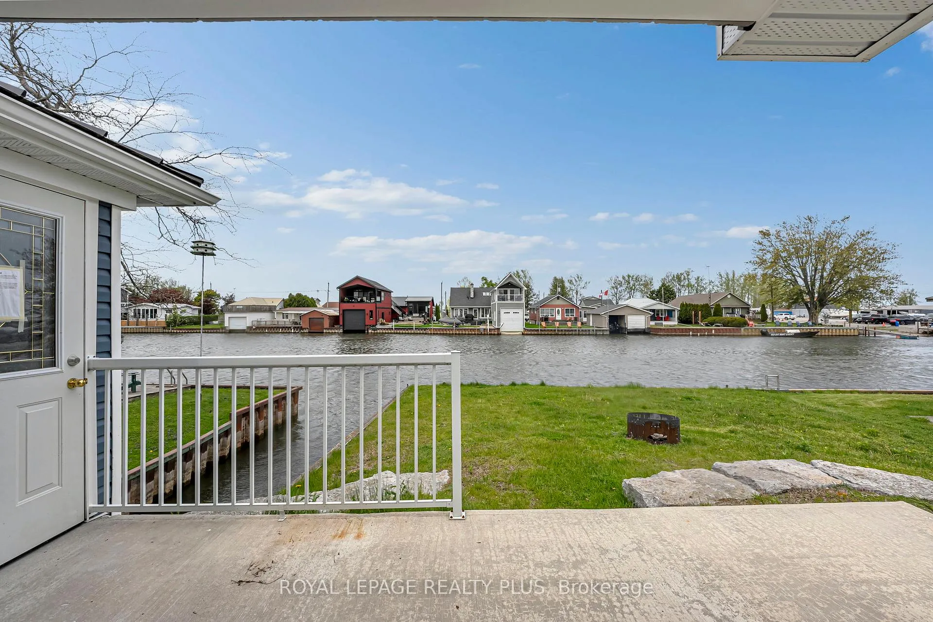 Photo 4 of 36 Dickinson Avenue, Norfolk, Long Point — HOMEH