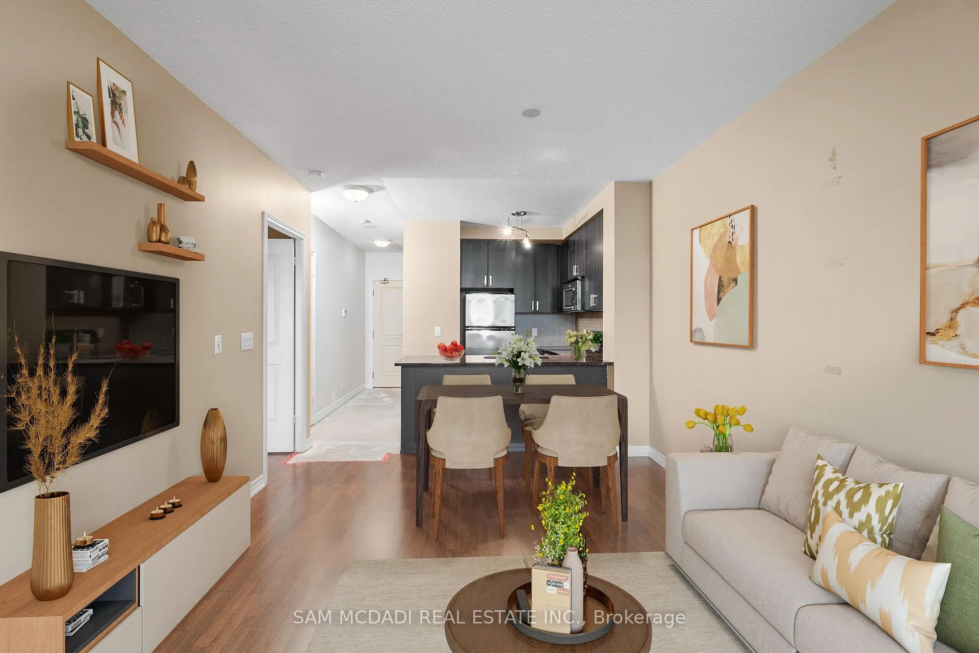 Photo 9 of Unit 1616, 9235 Jane Street, Vaughan, Maple — HOMEH