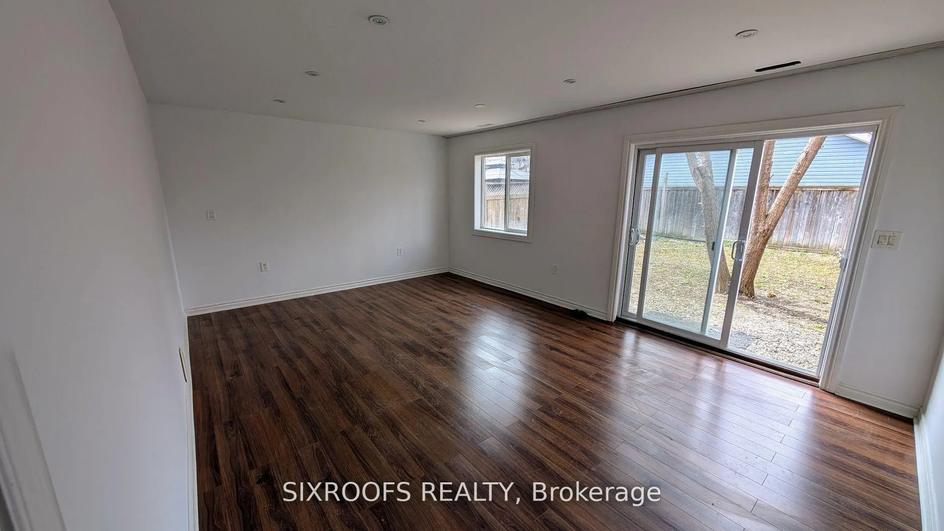 Photo 6 of 50 Guestville Avenue, Toronto, Rockcliffe-Smythe — HOMEH