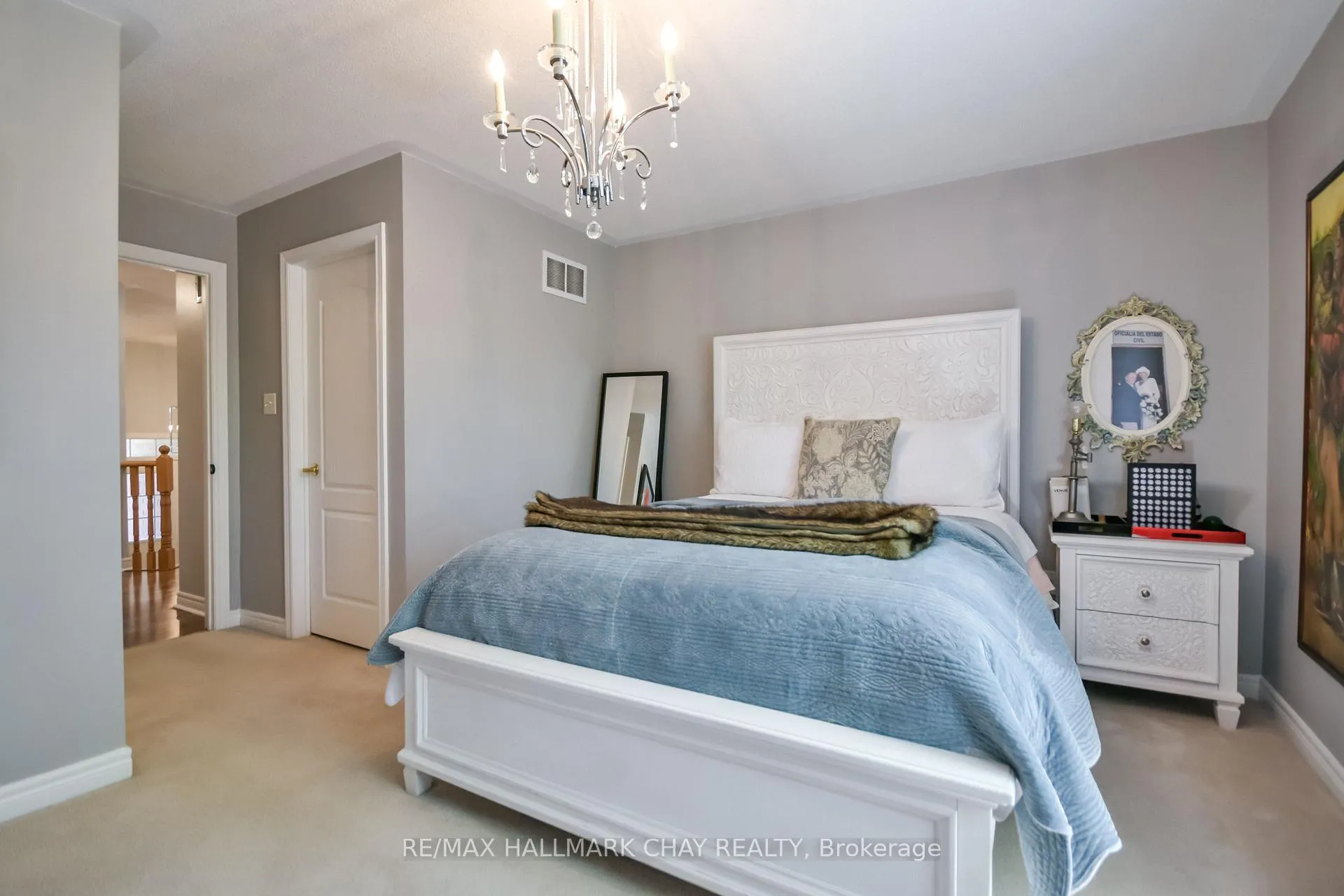 Photo 13 of 31 Princess Point Drive, Wasaga Beach — HOMEH