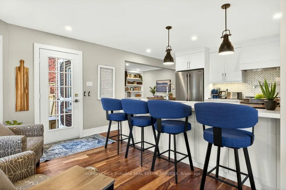 Photo 9 of 1078 Augustus Drive, Burlington, Brant — HOMEH