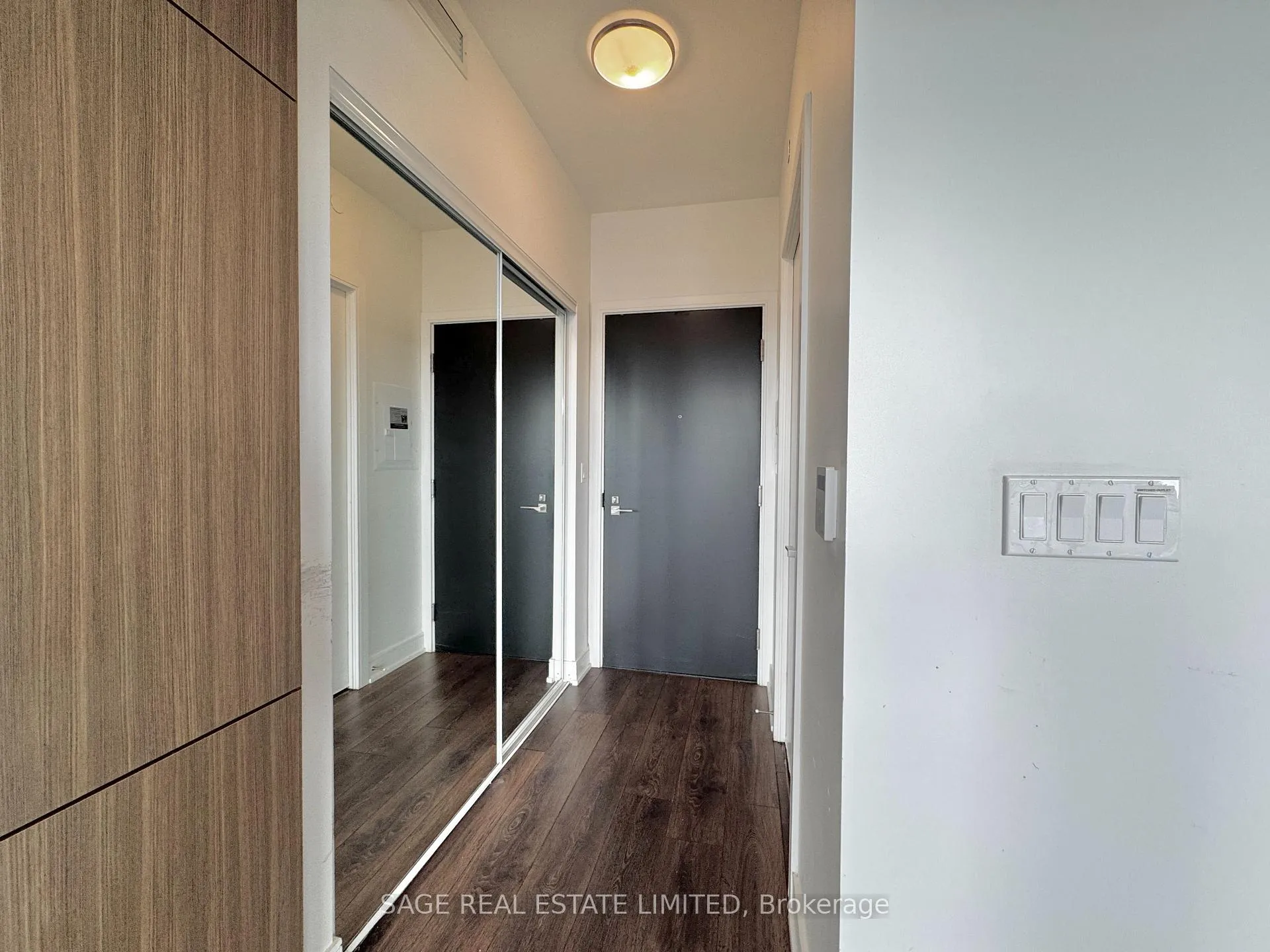 Photo 2 of Unit 2701, 89 McGill Street, Toronto, Church-Yonge Corridor — HOMEH