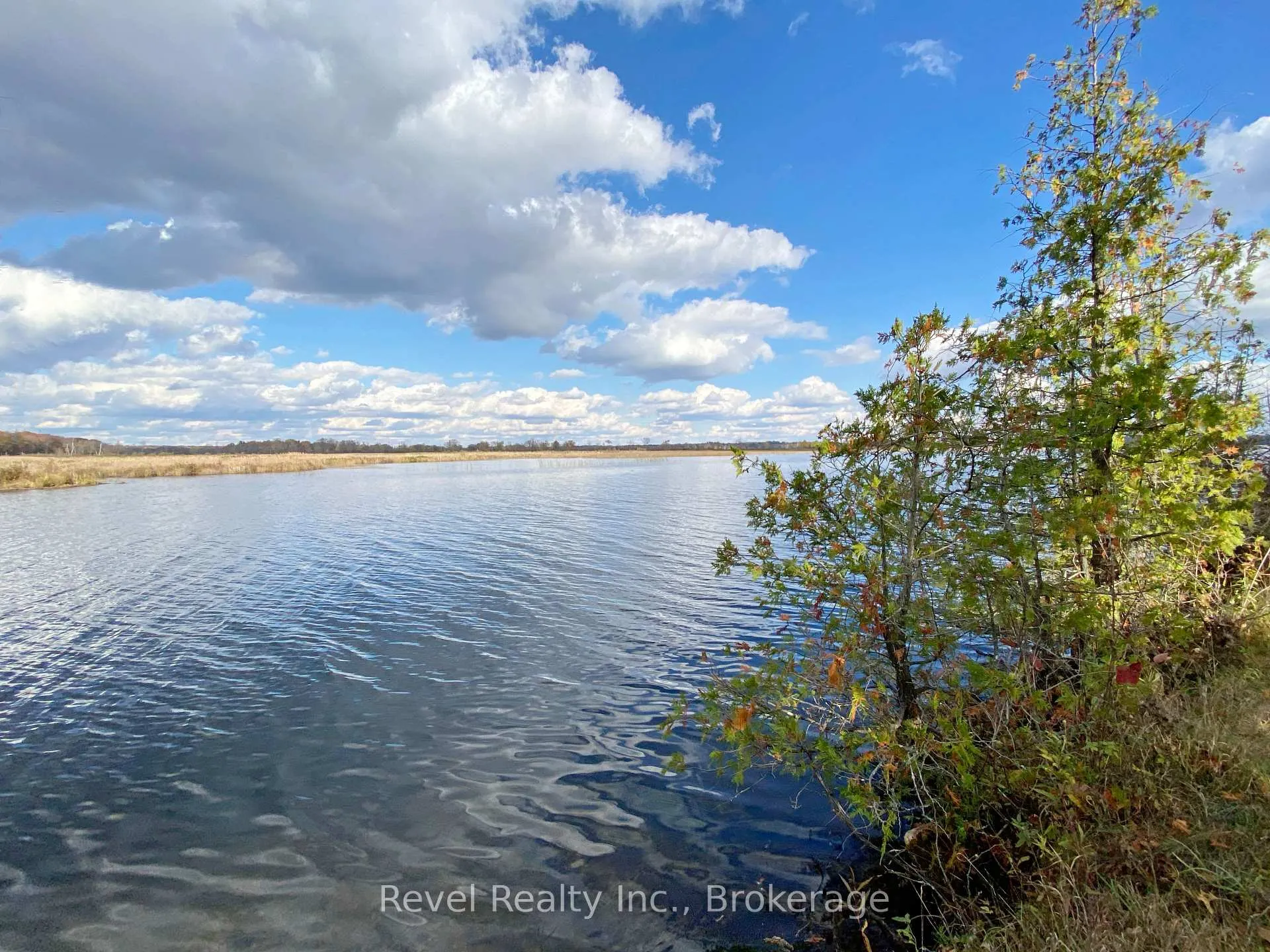 Photo 9 of 77 McNevan Drive, Kawartha Lakes, Fenelon — HOMEH
