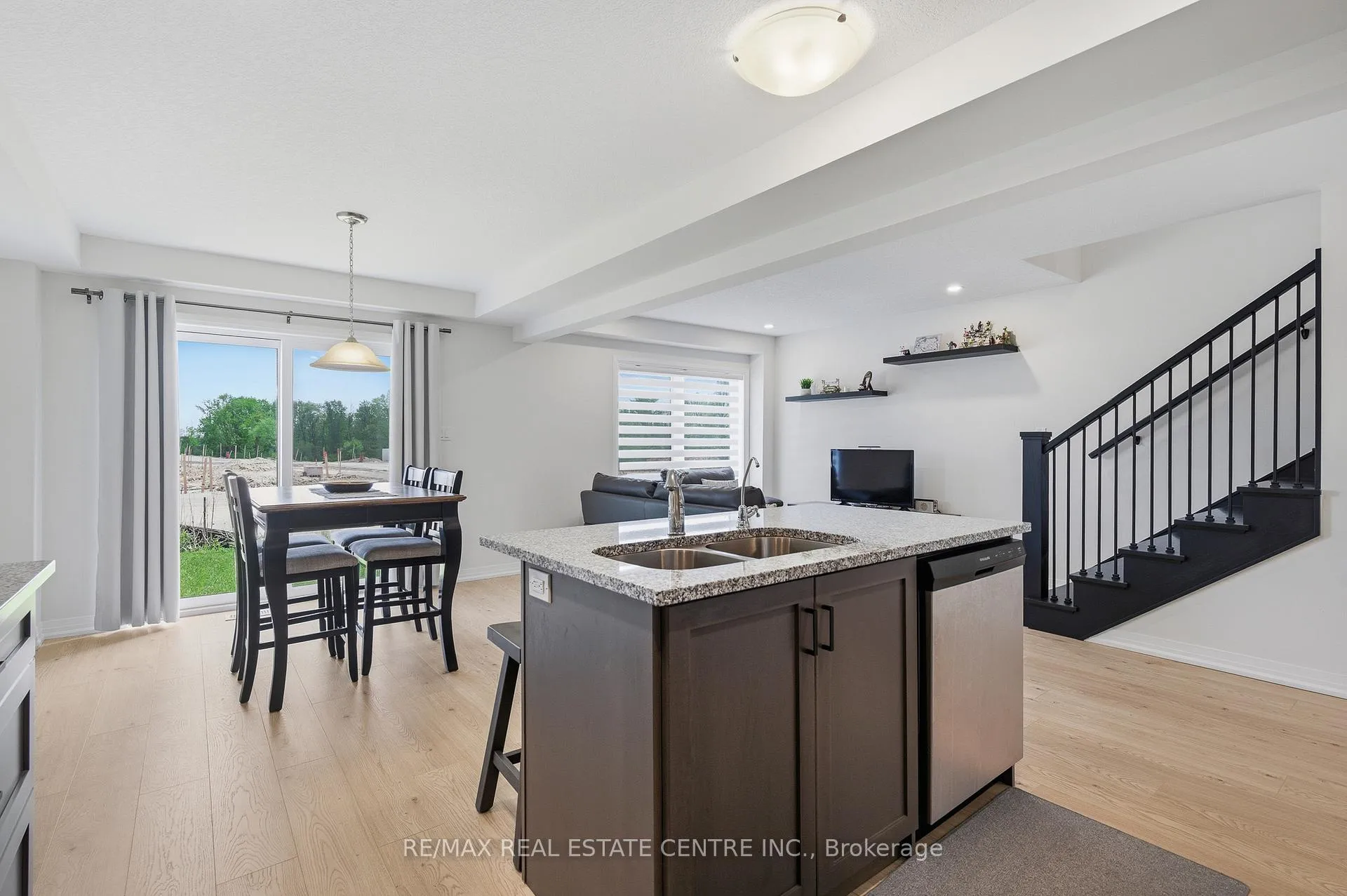 Photo 10 of 45 Bastien Street, Cambridge — HOMEH