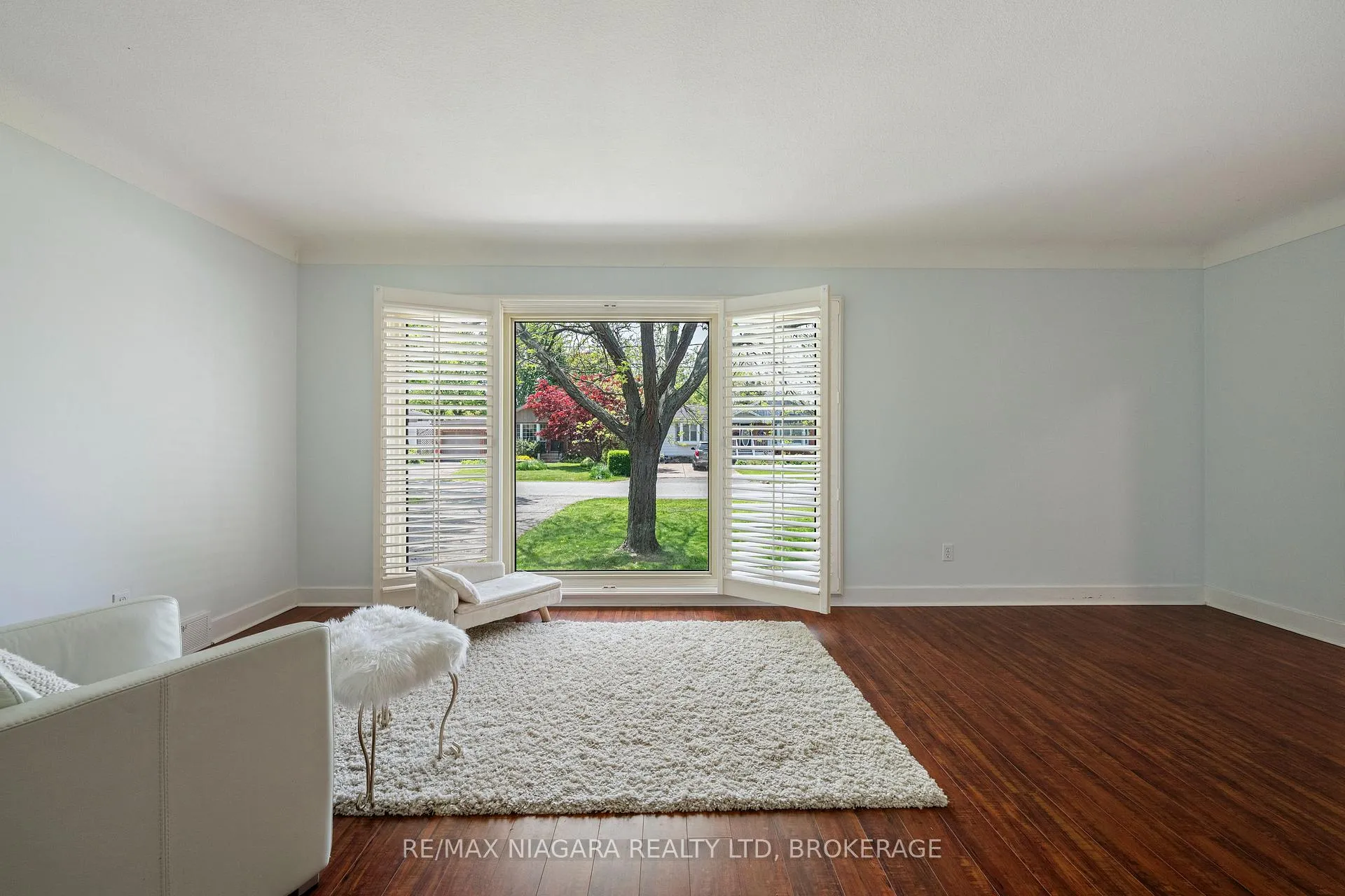Photo 12 of 4 Mackie Street, St. Catharines, Port Dalhousie — HOMEH