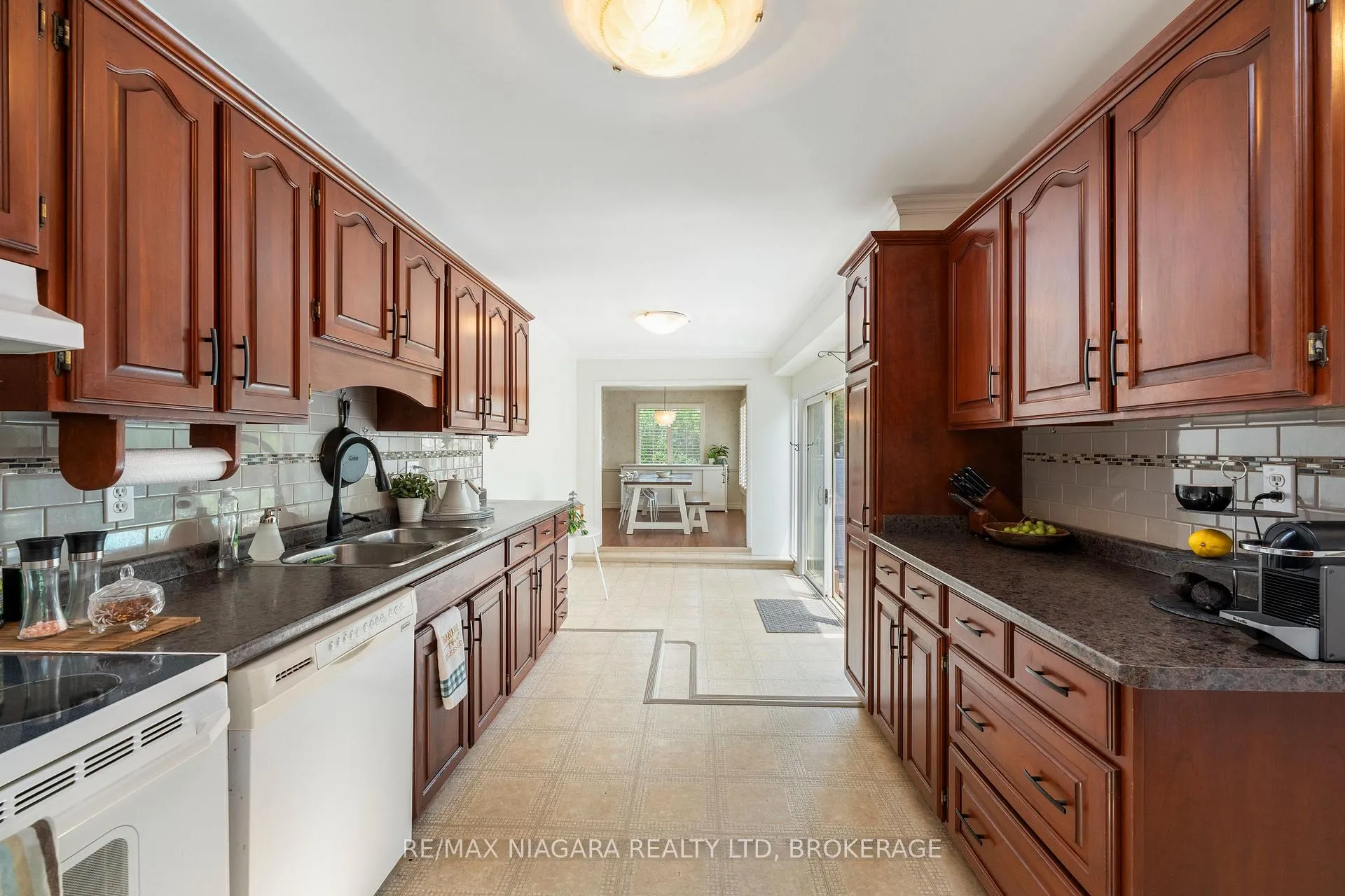 Photo 15 of 4 Mackie Street, St. Catharines, Port Dalhousie — HOMEH