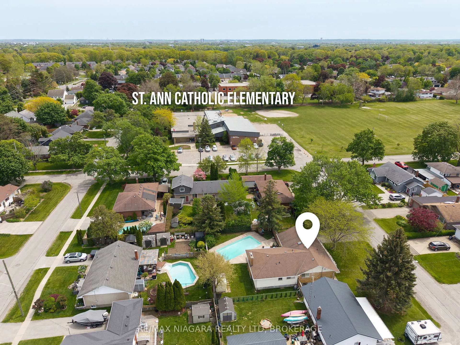 Photo 43 of 4 Mackie Street, St. Catharines, Port Dalhousie — HOMEH