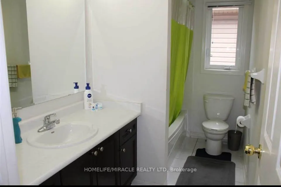Photo 5 of Unit Main, 12 Worthington Avenue, Brampton, Fletcher's Meadow — HOMEH