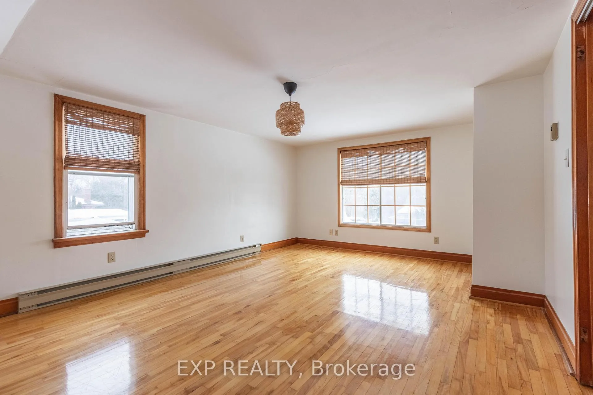 Photo 22 of 412 South Pelham Road, Welland, Prince Charles — HOMEH
