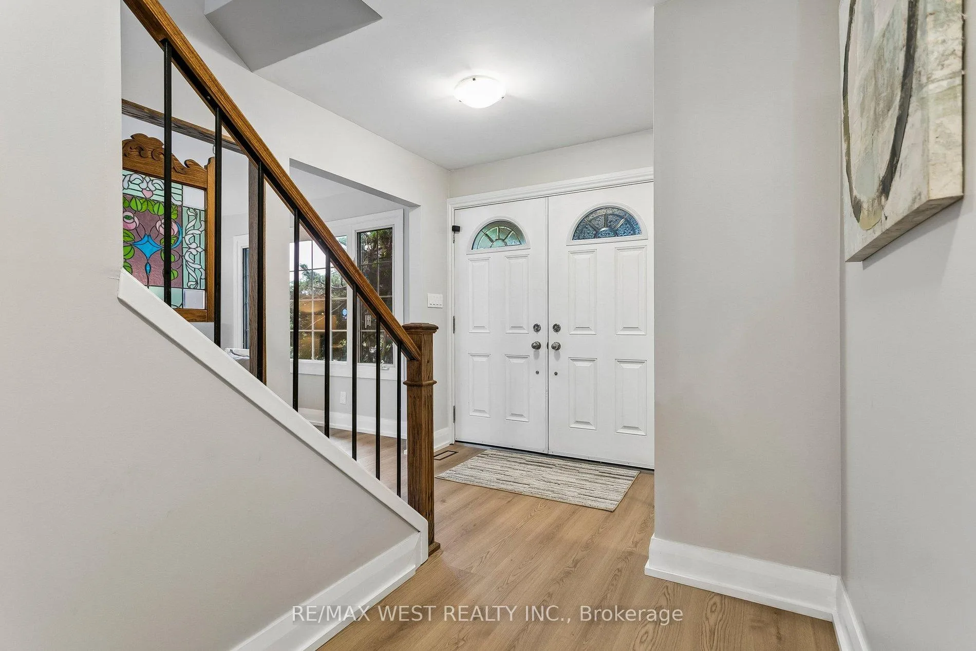 Photo 4 of 563 Joyce Boulevard, Milton, Dorset Park — HOMEH
