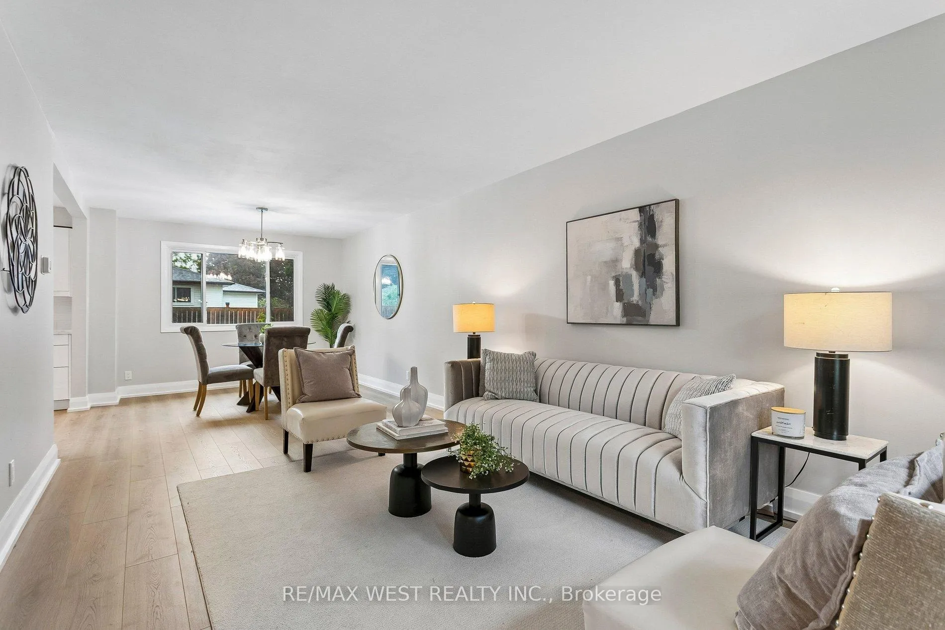 Photo 5 of 563 Joyce Boulevard, Milton, Dorset Park — HOMEH