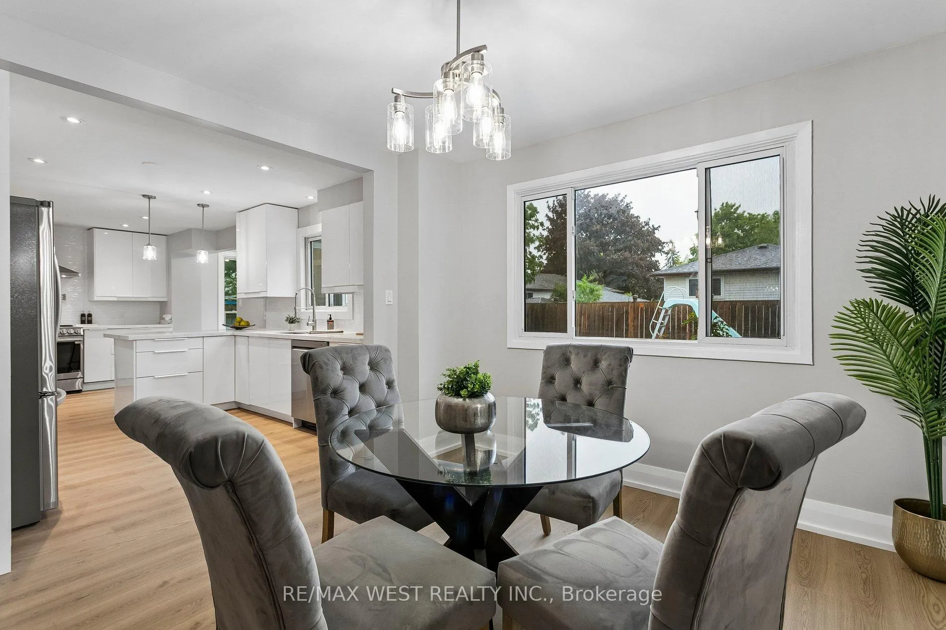 Photo 11 of 563 Joyce Boulevard, Milton, Dorset Park — HOMEH