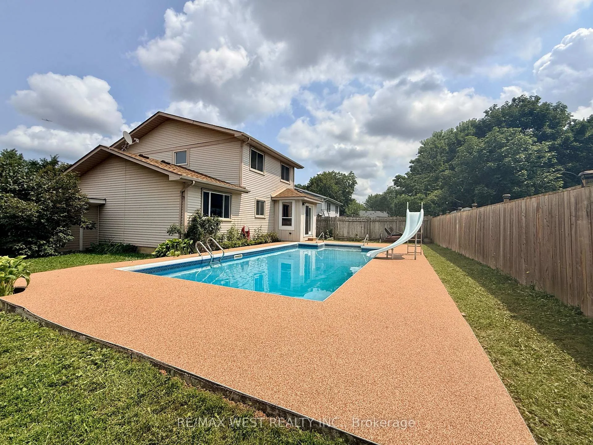 Photo 50 of 563 Joyce Boulevard, Milton, Dorset Park — HOMEH