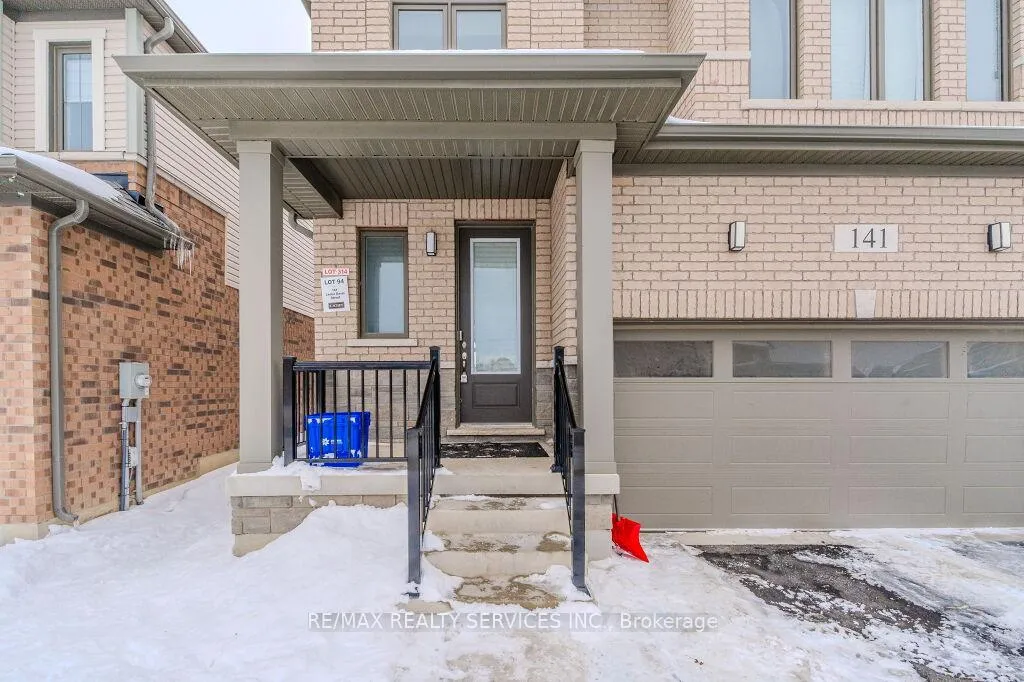 Photo 5 of 141 Leslie Davis Street, North Dumfries, Ayr — HOMEH