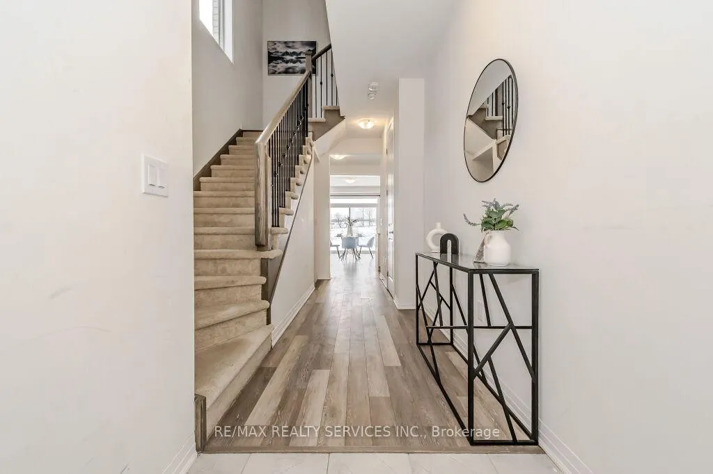 Photo 7 of 141 Leslie Davis Street, North Dumfries, Ayr — HOMEH
