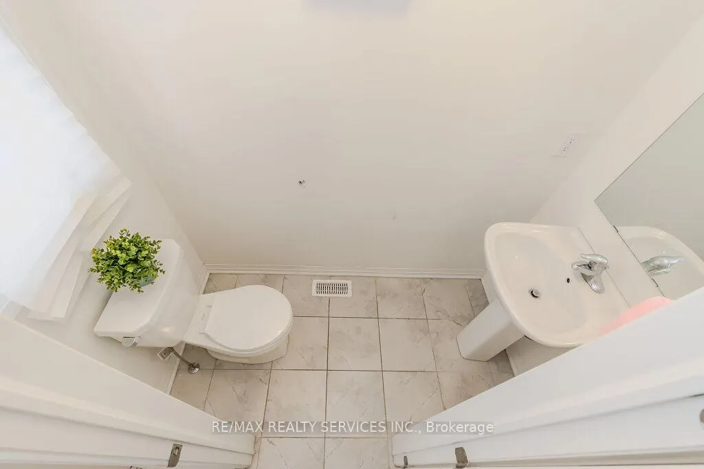 Photo 8 of 141 Leslie Davis Street, North Dumfries, Ayr — HOMEH