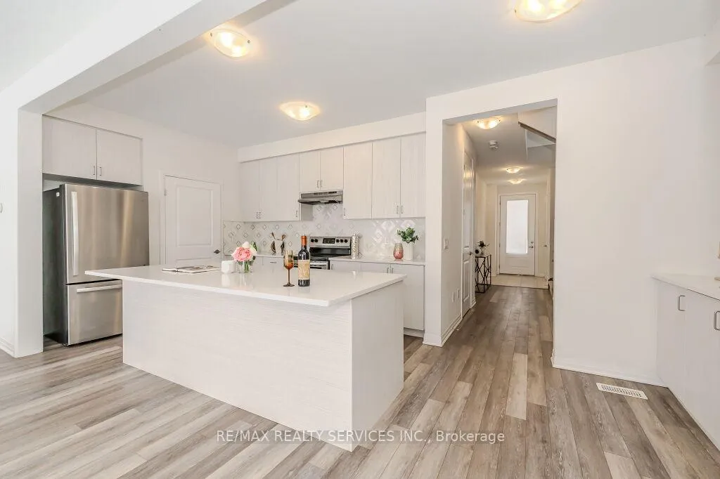 Photo 12 of 141 Leslie Davis Street, North Dumfries, Ayr — HOMEH