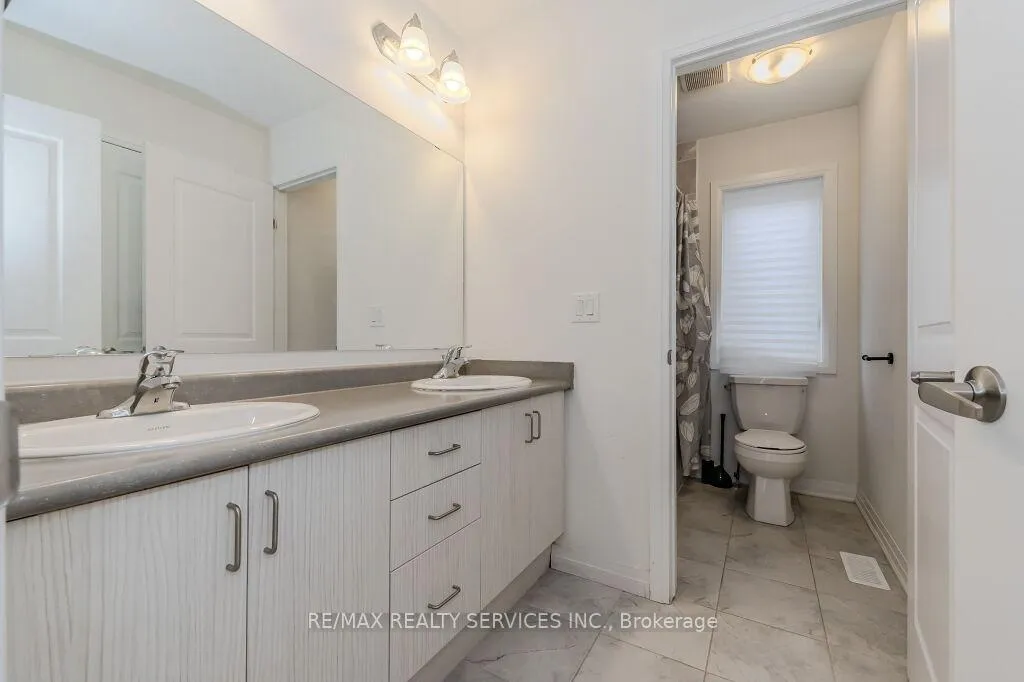 Photo 33 of 141 Leslie Davis Street, North Dumfries, Ayr — HOMEH
